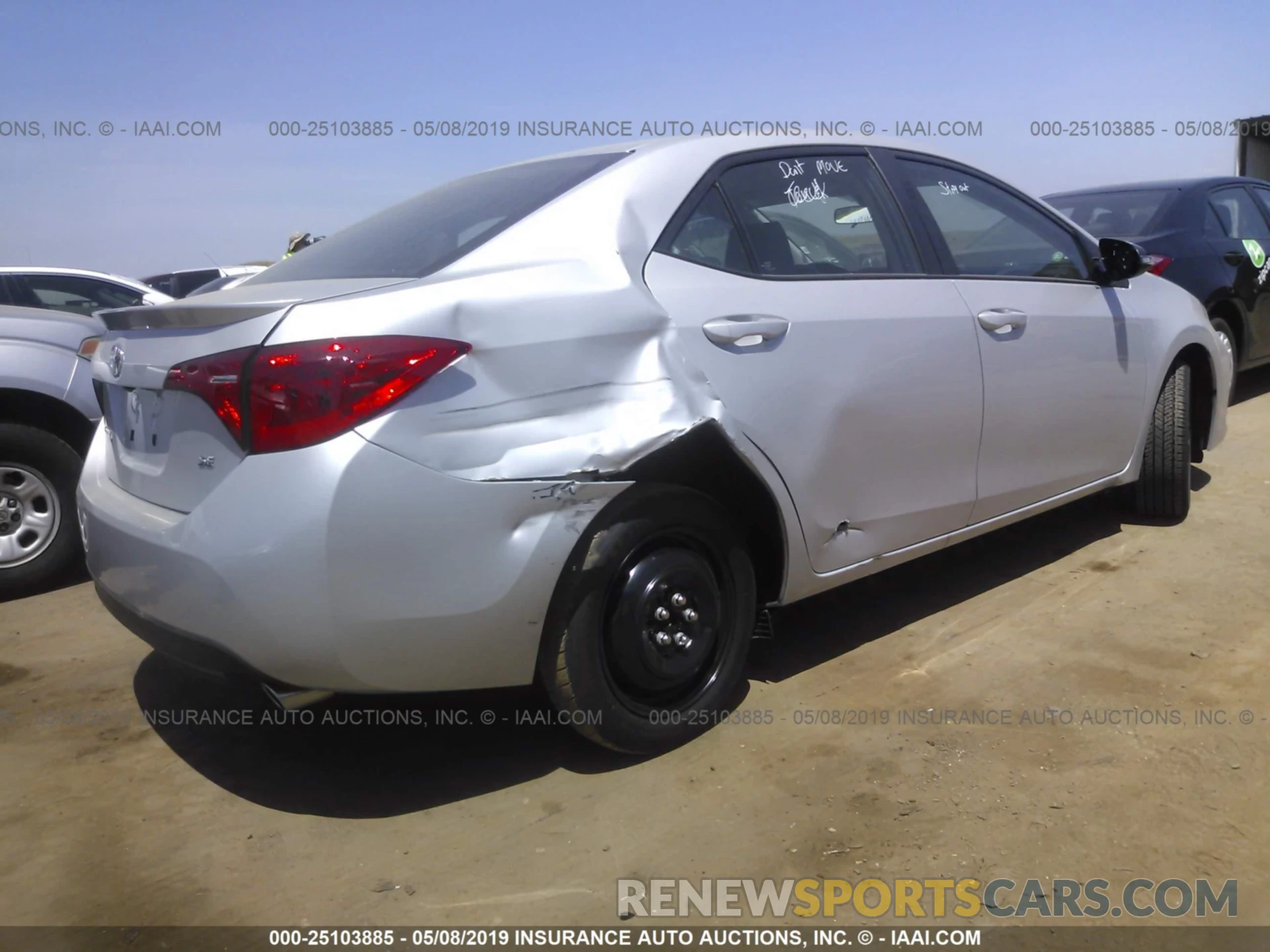 4 Photograph of a damaged car 5YFBURHE3KP936463 TOYOTA COROLLA 2019