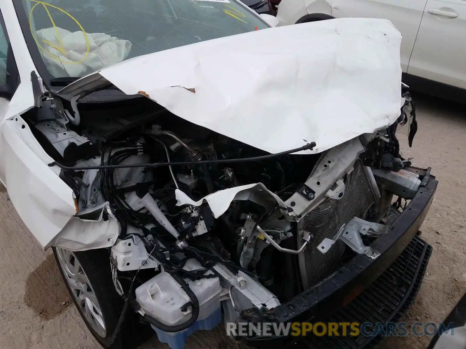 9 Photograph of a damaged car 5YFBURHE3KP936804 TOYOTA COROLLA 2019