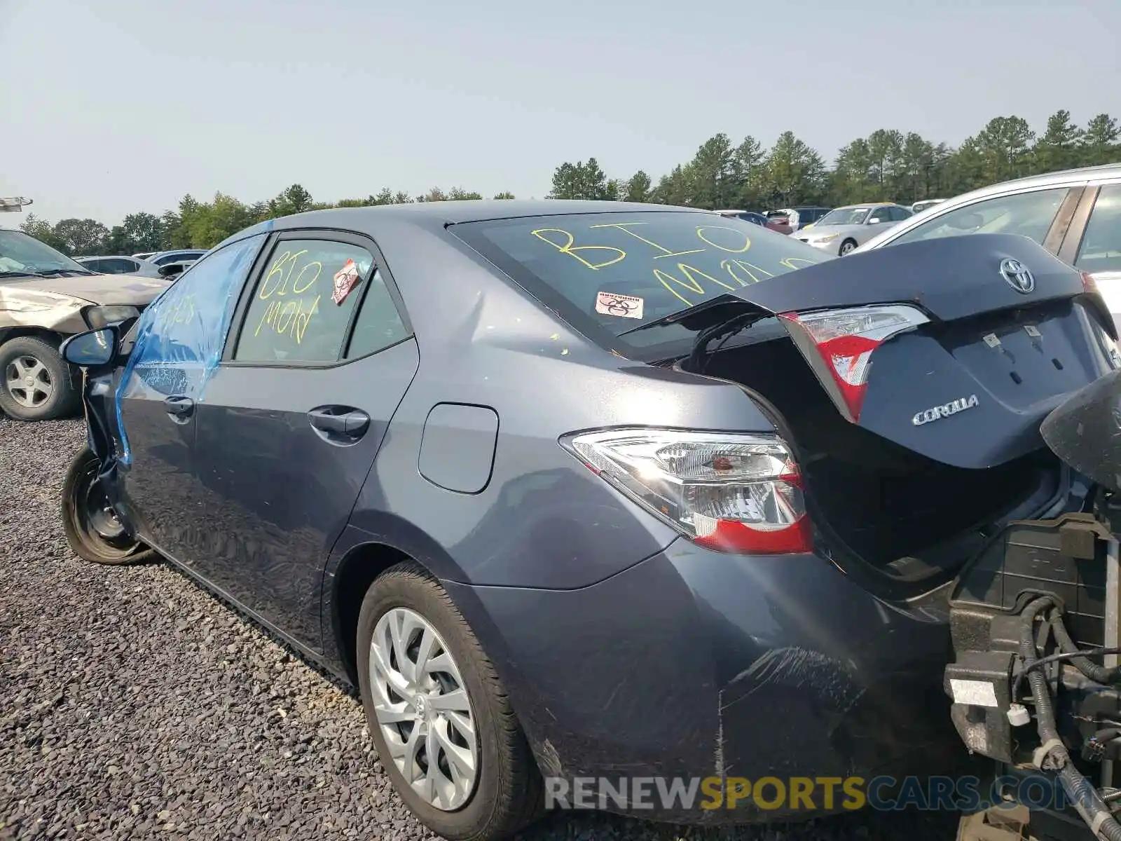 3 Photograph of a damaged car 5YFBURHE3KP936981 TOYOTA COROLLA 2019