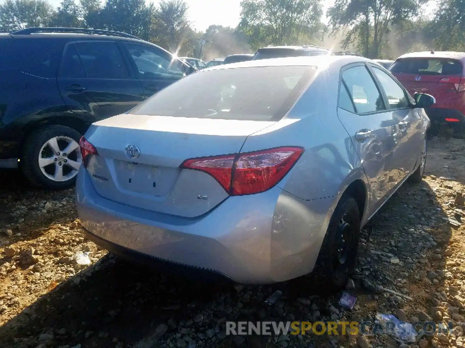 4 Photograph of a damaged car 5YFBURHE3KP937368 TOYOTA COROLLA 2019