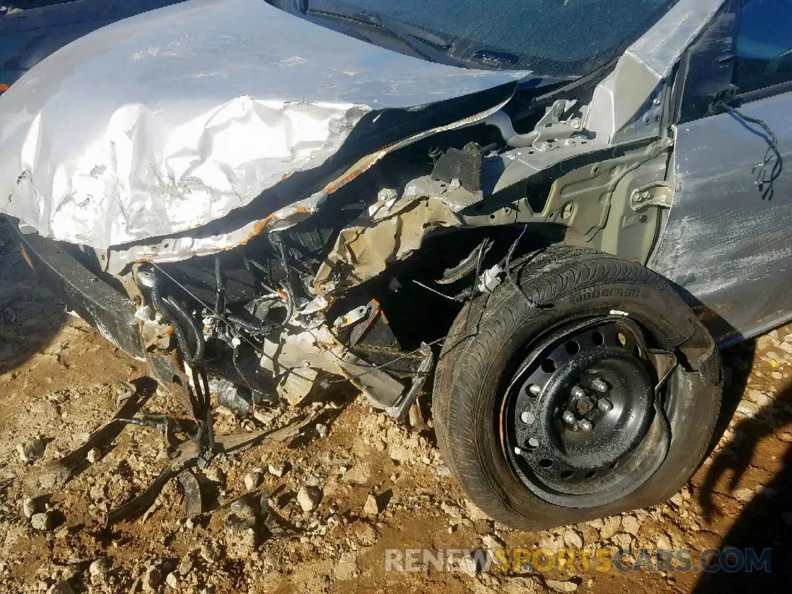 9 Photograph of a damaged car 5YFBURHE3KP937368 TOYOTA COROLLA 2019