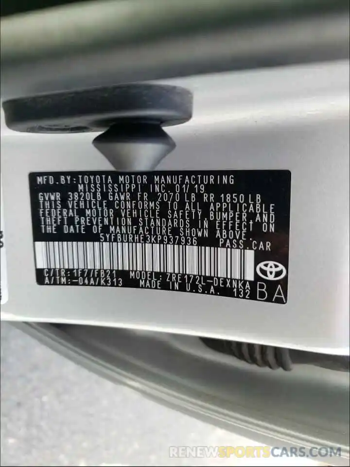 10 Photograph of a damaged car 5YFBURHE3KP937936 TOYOTA COROLLA 2019