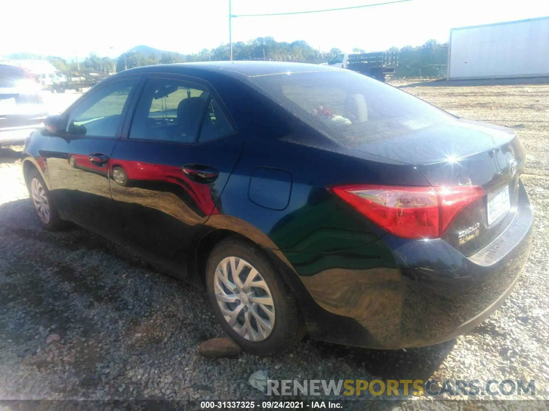 3 Photograph of a damaged car 5YFBURHE3KP938536 TOYOTA COROLLA 2019