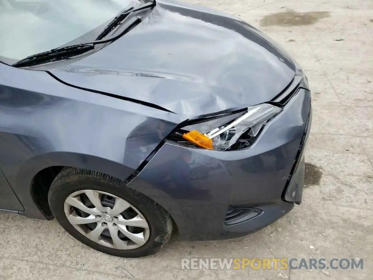 9 Photograph of a damaged car 5YFBURHE3KP938651 TOYOTA COROLLA 2019