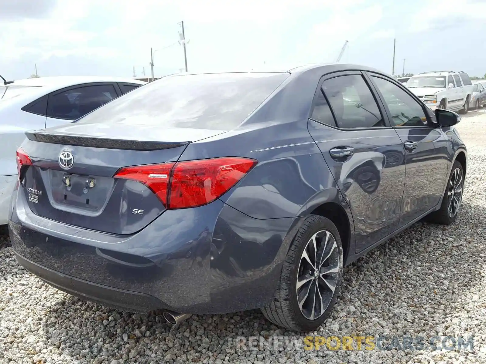 4 Photograph of a damaged car 5YFBURHE3KP939024 TOYOTA COROLLA 2019