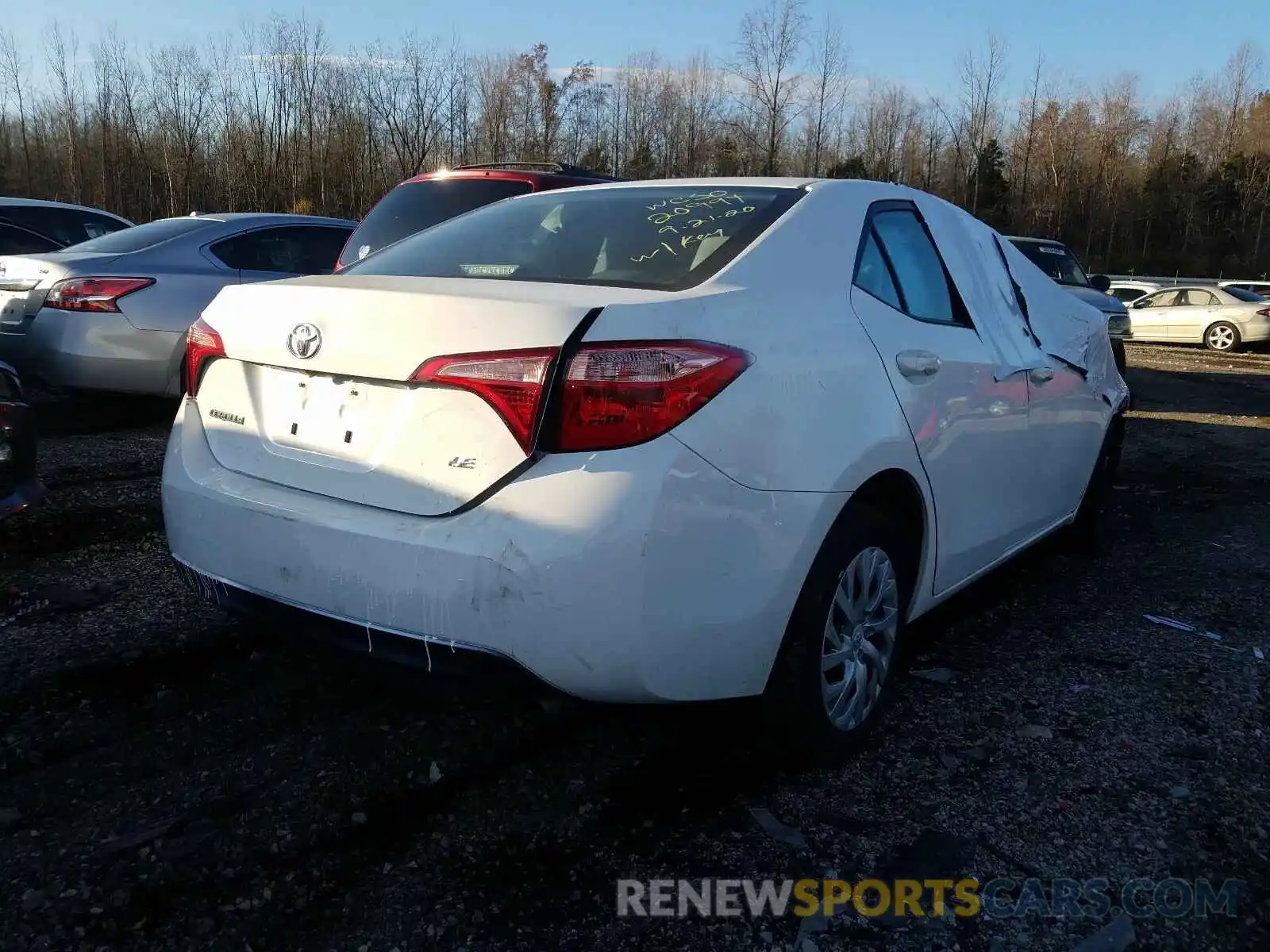 4 Photograph of a damaged car 5YFBURHE3KP939170 TOYOTA COROLLA 2019