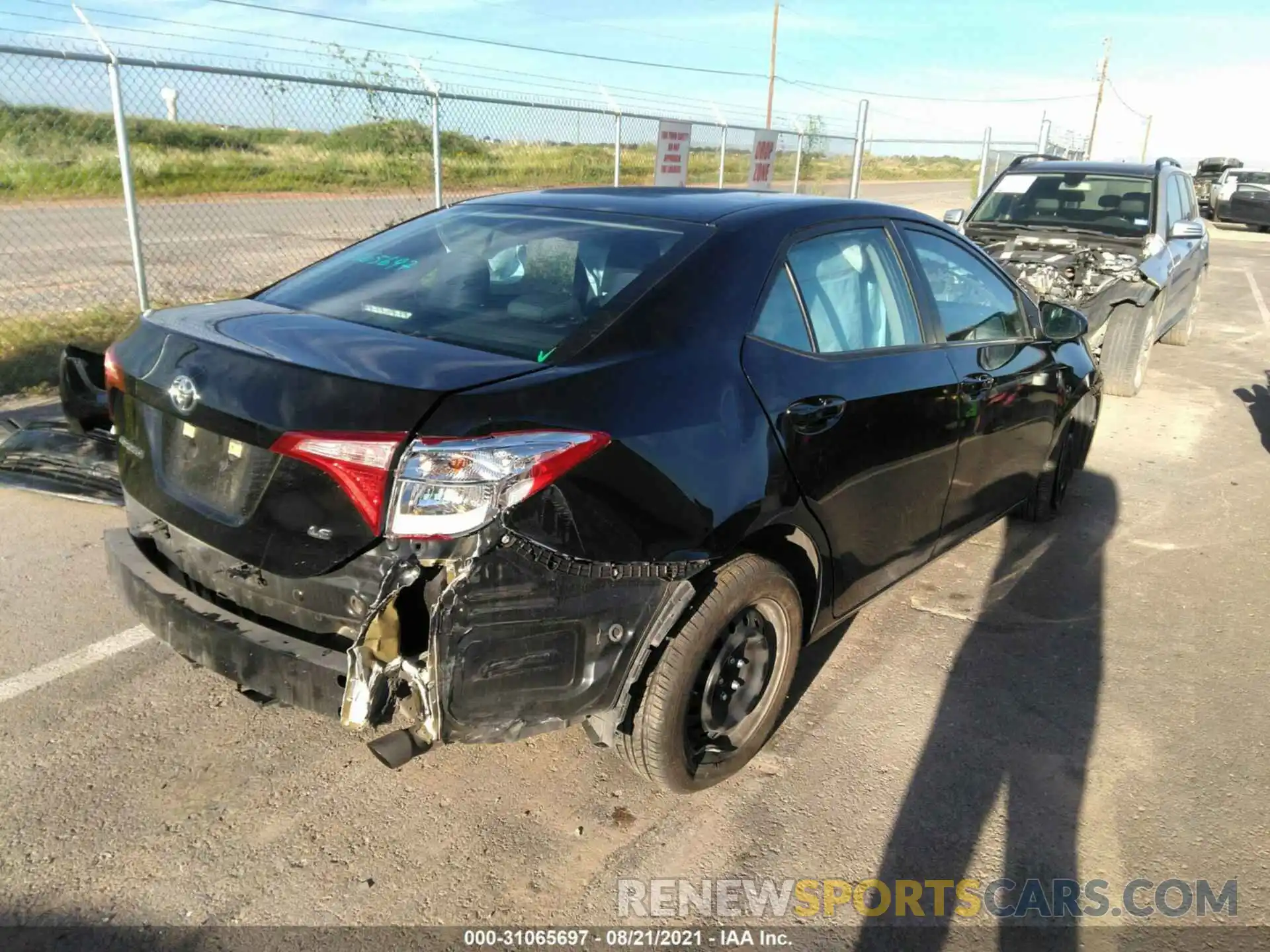 4 Photograph of a damaged car 5YFBURHE3KP939900 TOYOTA COROLLA 2019