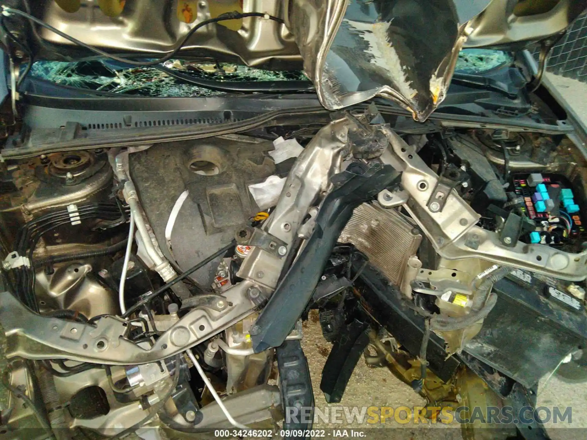 10 Photograph of a damaged car 5YFBURHE3KP940383 TOYOTA COROLLA 2019