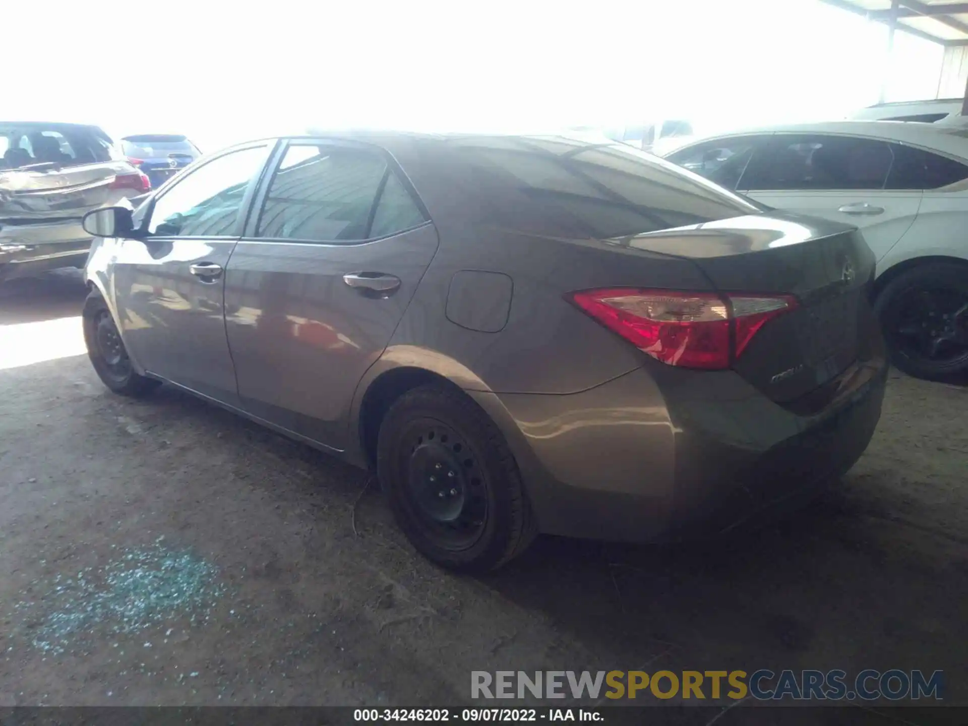 3 Photograph of a damaged car 5YFBURHE3KP940383 TOYOTA COROLLA 2019