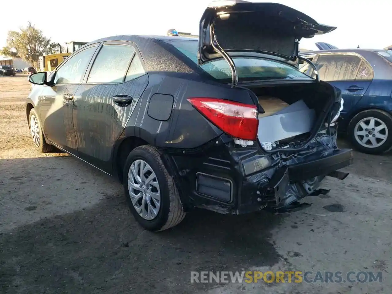 3 Photograph of a damaged car 5YFBURHE3KP940951 TOYOTA COROLLA 2019