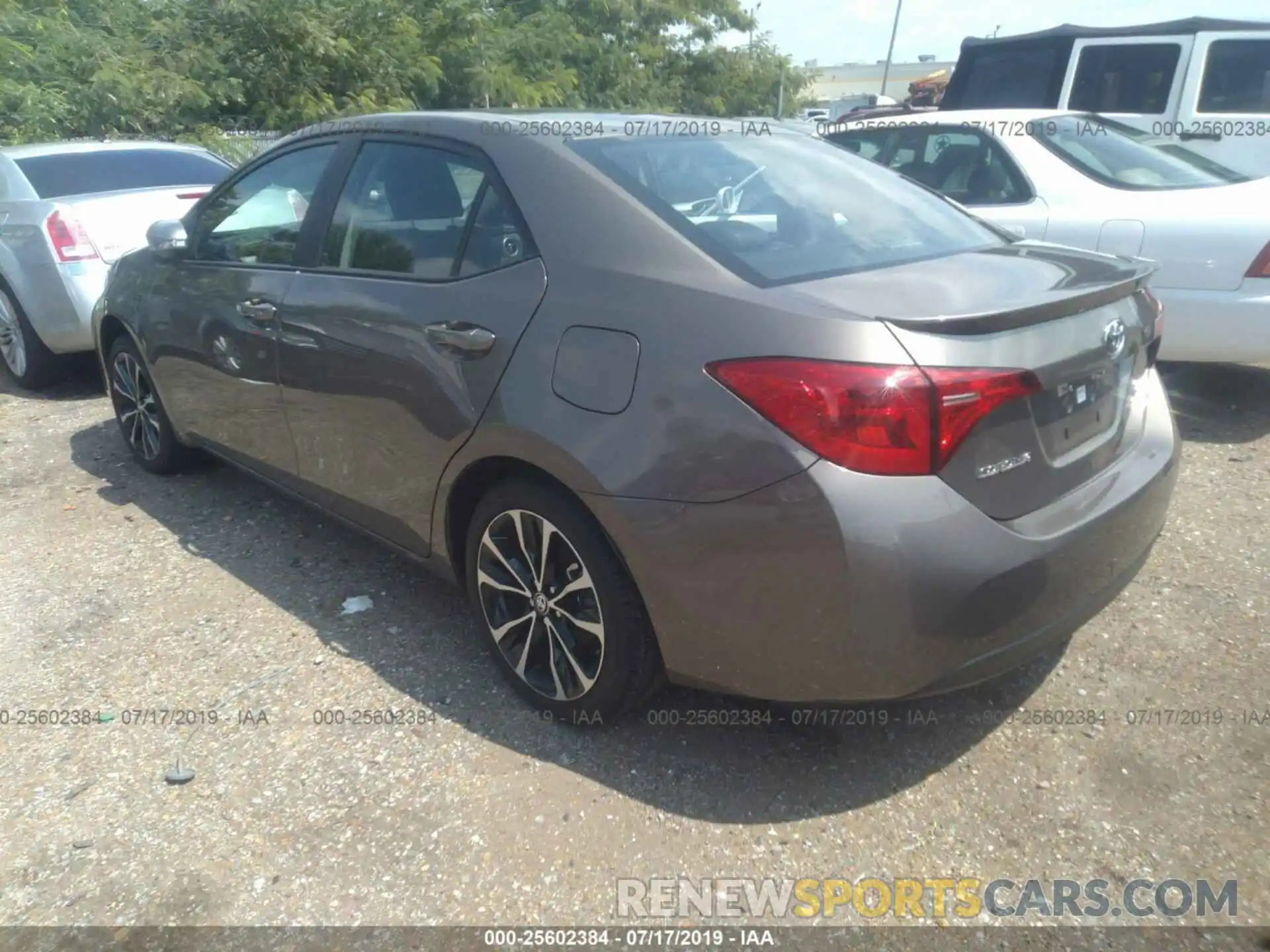 3 Photograph of a damaged car 5YFBURHE3KP942196 TOYOTA COROLLA 2019