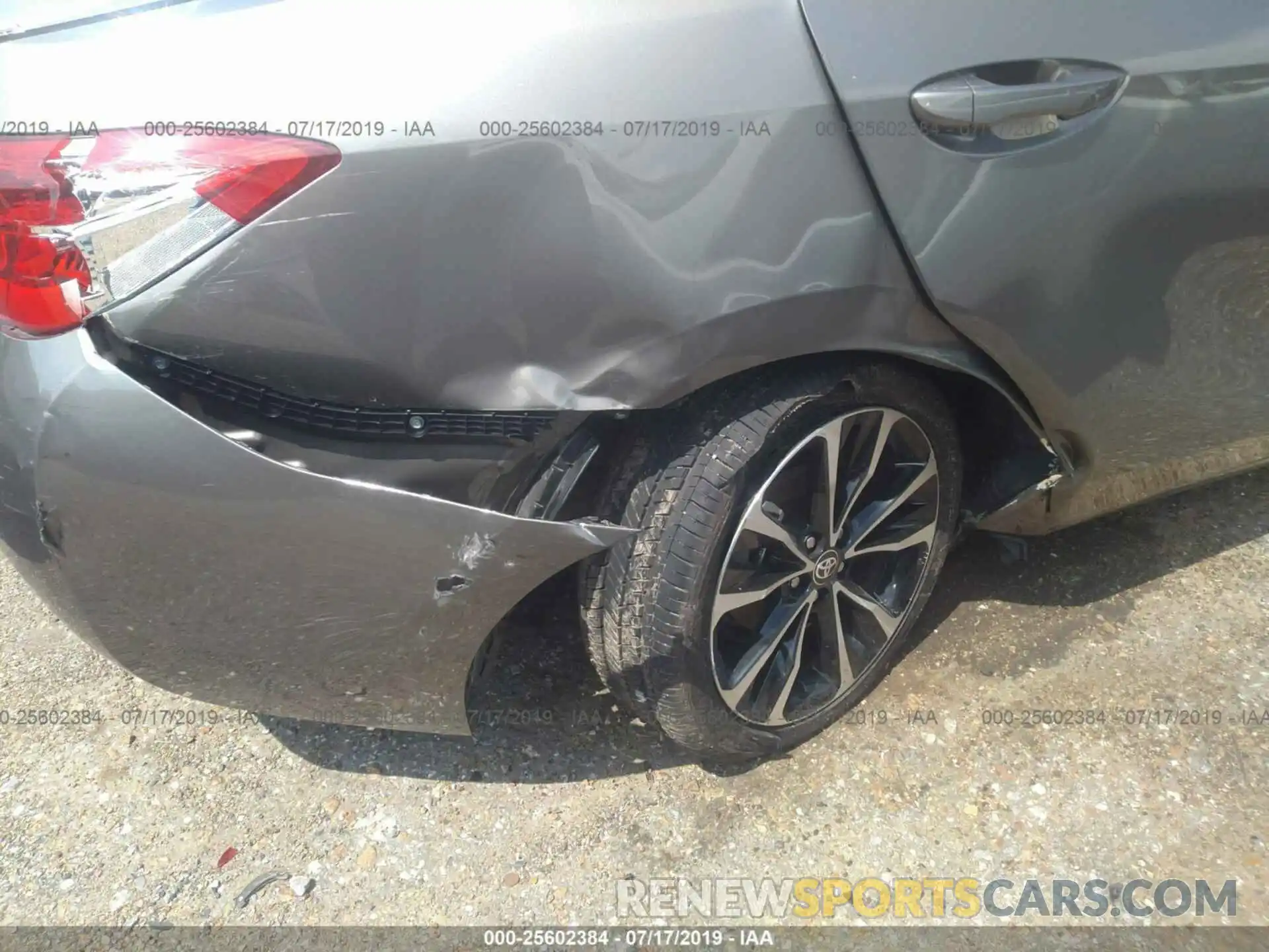 6 Photograph of a damaged car 5YFBURHE3KP942196 TOYOTA COROLLA 2019