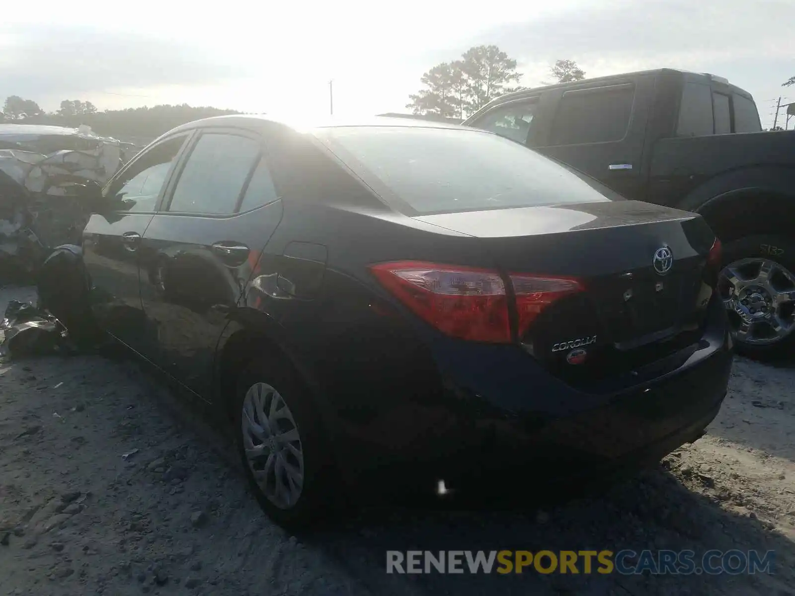 3 Photograph of a damaged car 5YFBURHE3KP943008 TOYOTA COROLLA 2019