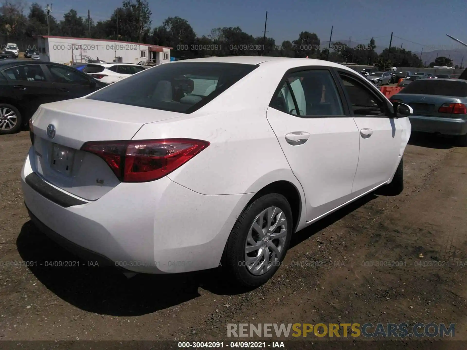 4 Photograph of a damaged car 5YFBURHE3KP944868 TOYOTA COROLLA 2019