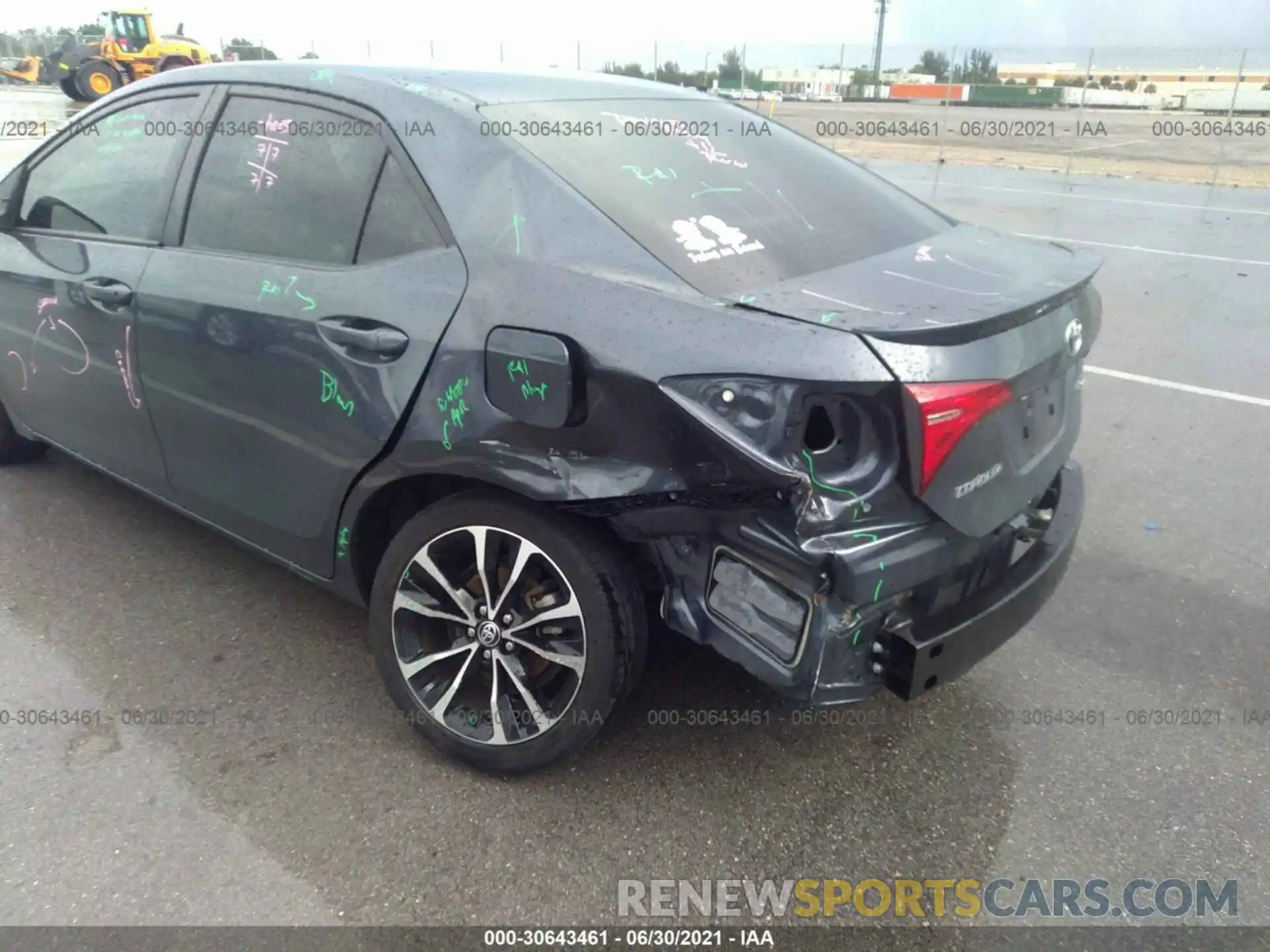 6 Photograph of a damaged car 5YFBURHE3KP945695 TOYOTA COROLLA 2019