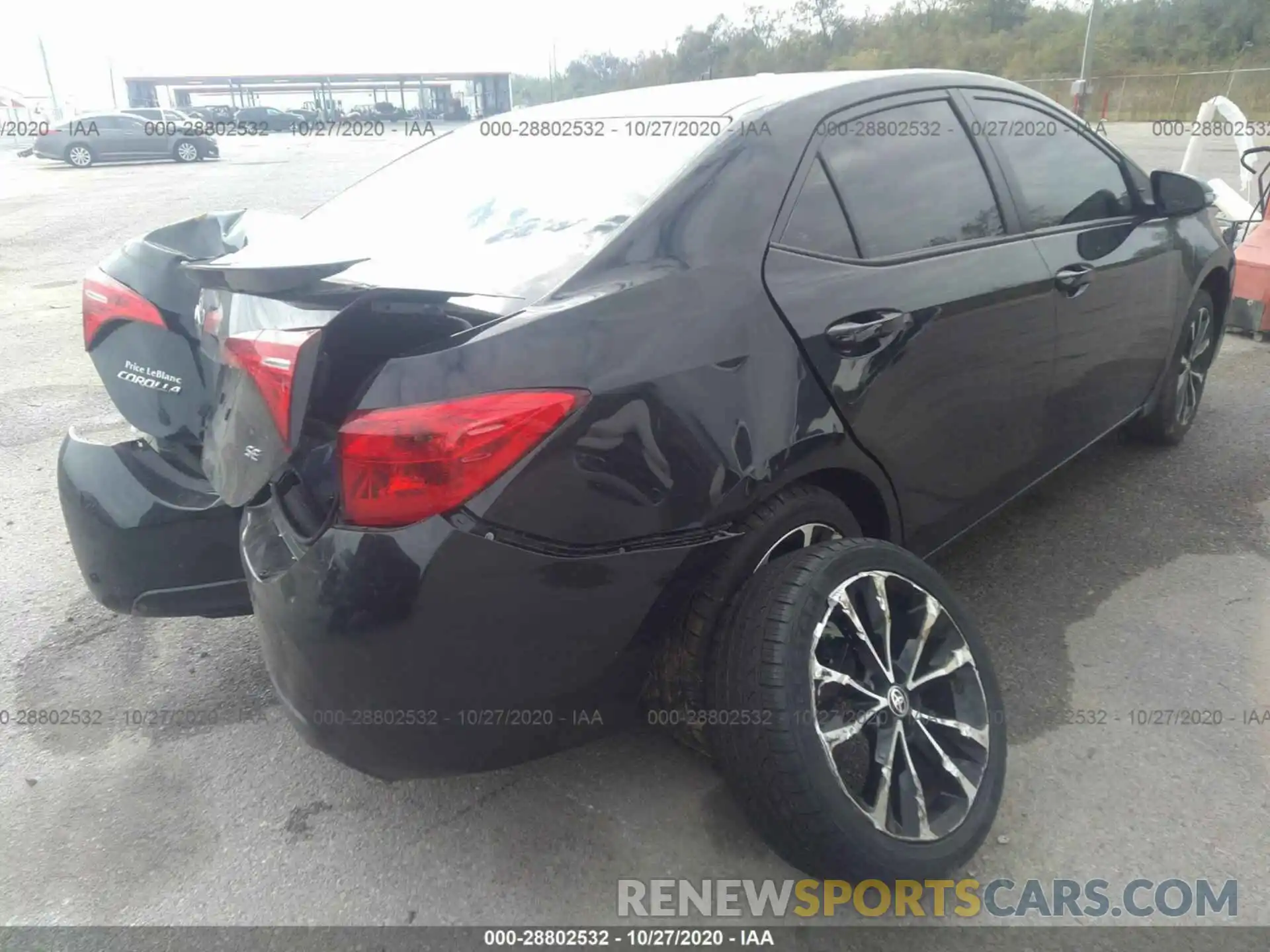 4 Photograph of a damaged car 5YFBURHE3KP945728 TOYOTA COROLLA 2019