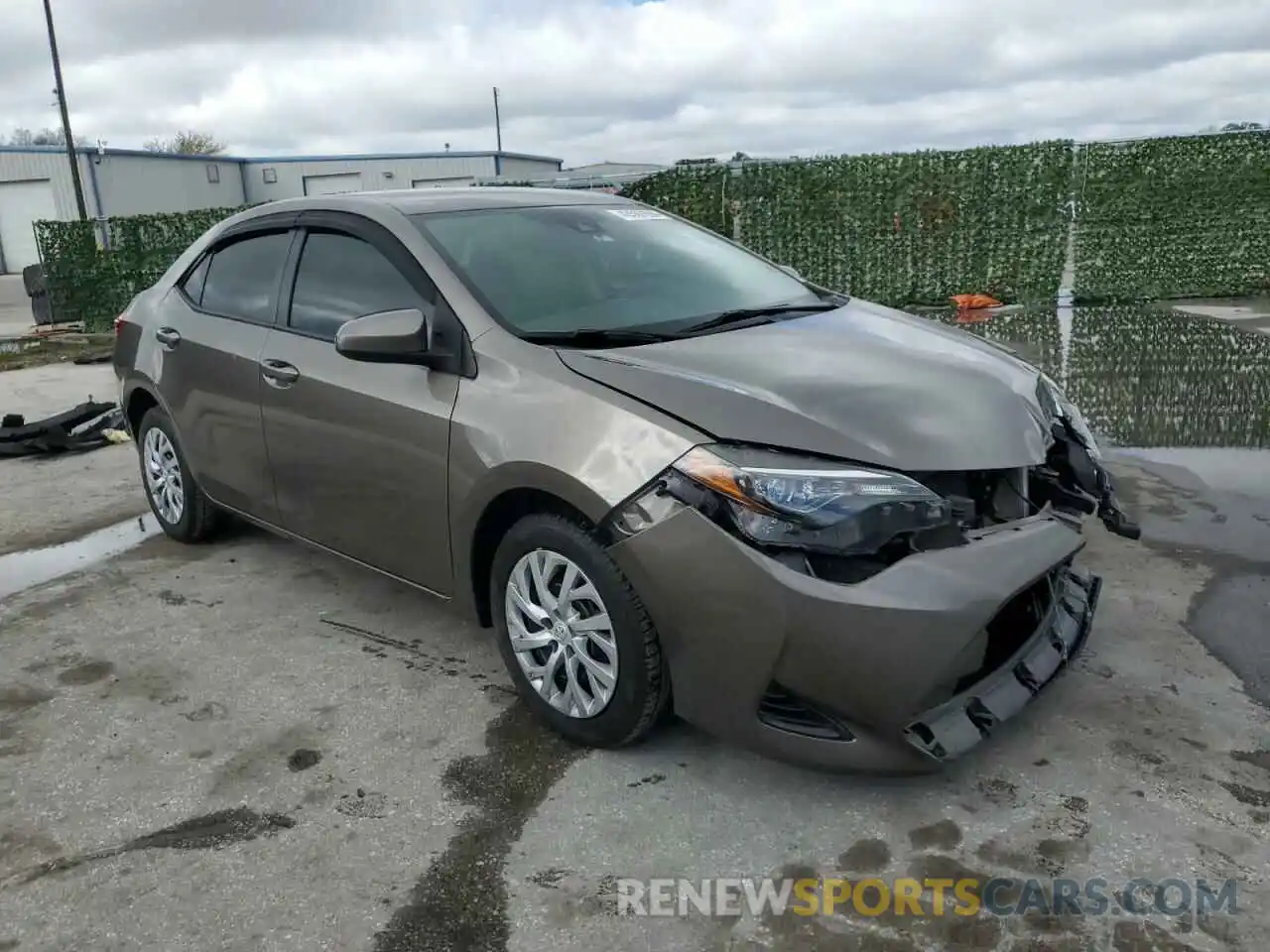 4 Photograph of a damaged car 5YFBURHE3KP946541 TOYOTA COROLLA 2019