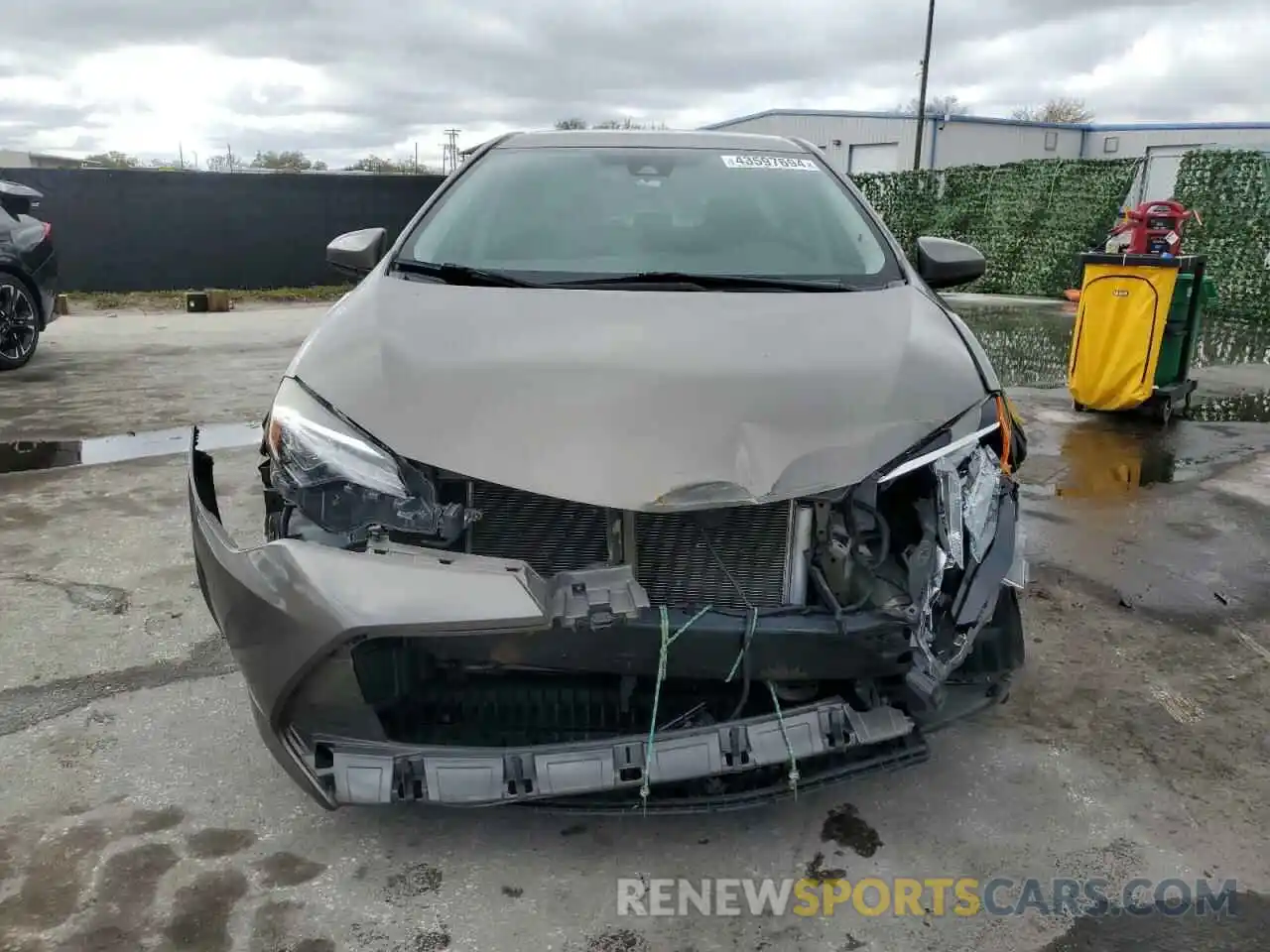 5 Photograph of a damaged car 5YFBURHE3KP946541 TOYOTA COROLLA 2019