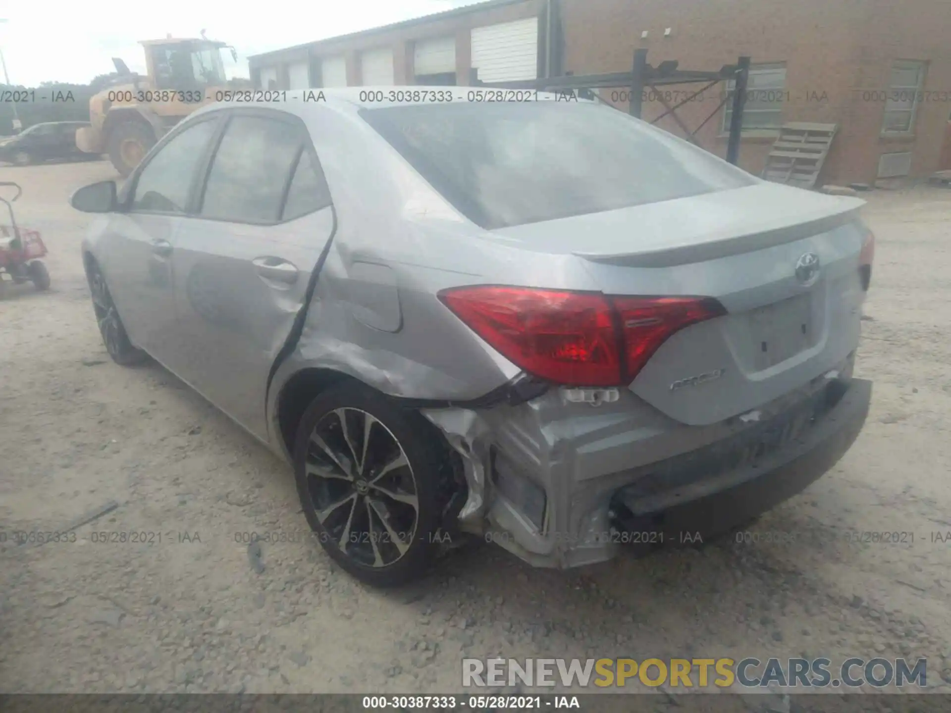 3 Photograph of a damaged car 5YFBURHE3KP946765 TOYOTA COROLLA 2019