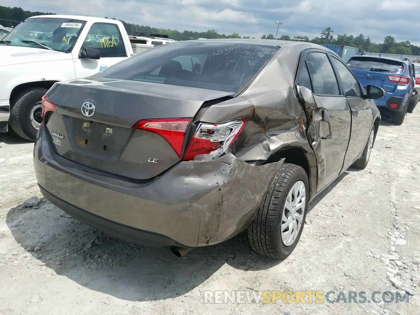 4 Photograph of a damaged car 5YFBURHE3KP946877 TOYOTA COROLLA 2019