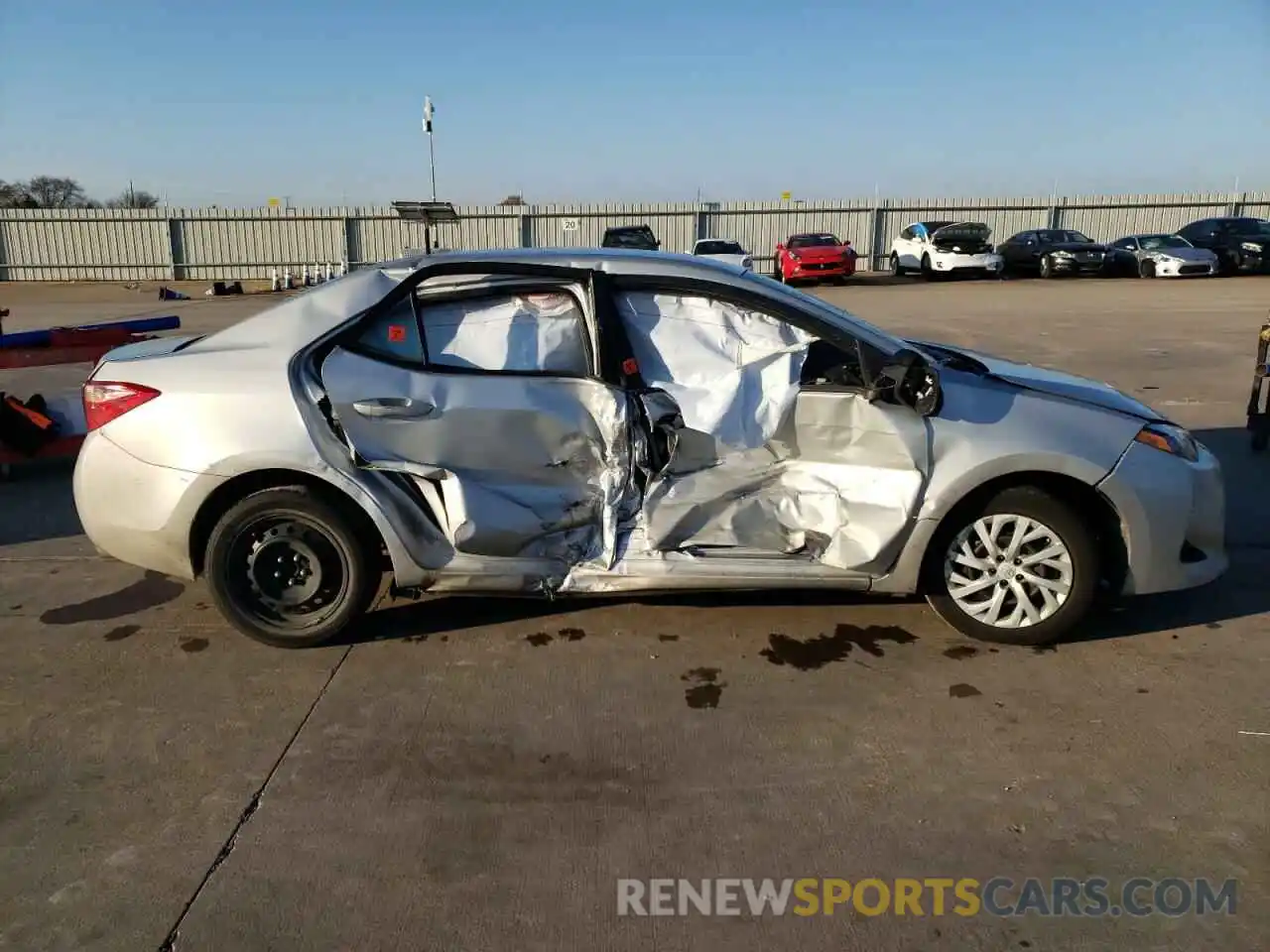 9 Photograph of a damaged car 5YFBURHE3KP947625 TOYOTA COROLLA 2019