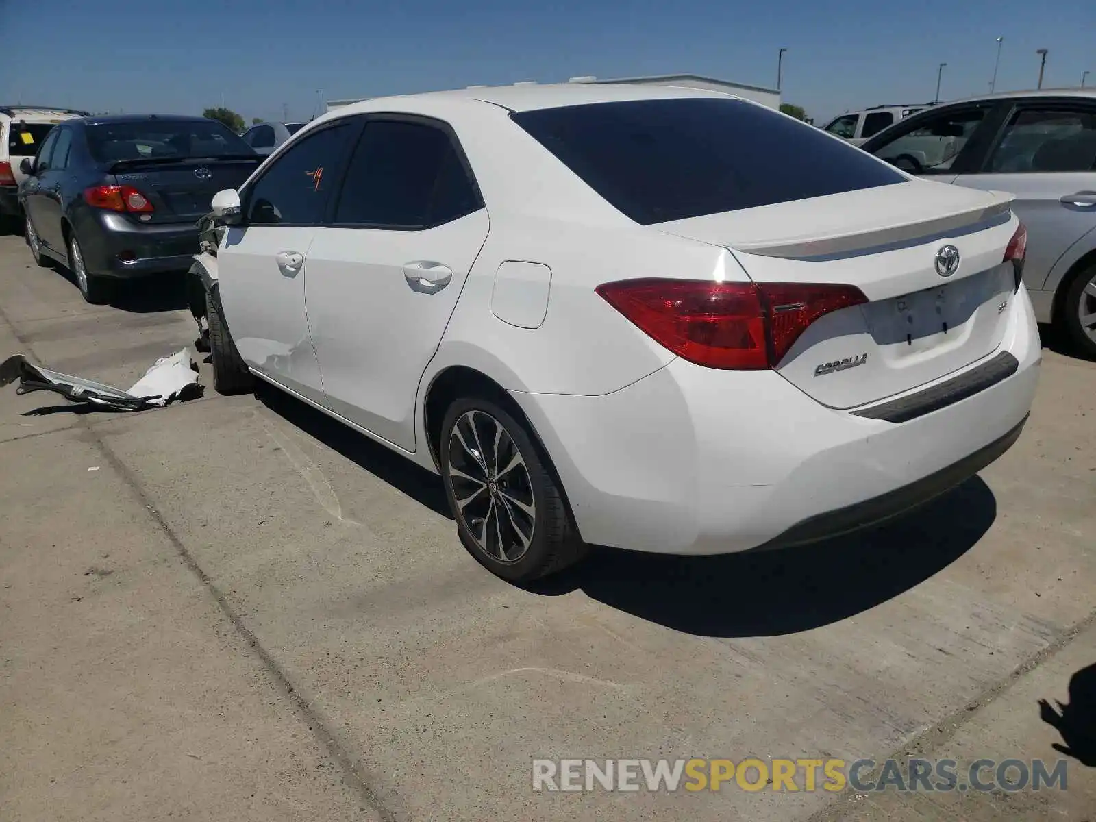 3 Photograph of a damaged car 5YFBURHE3KP948807 TOYOTA COROLLA 2019