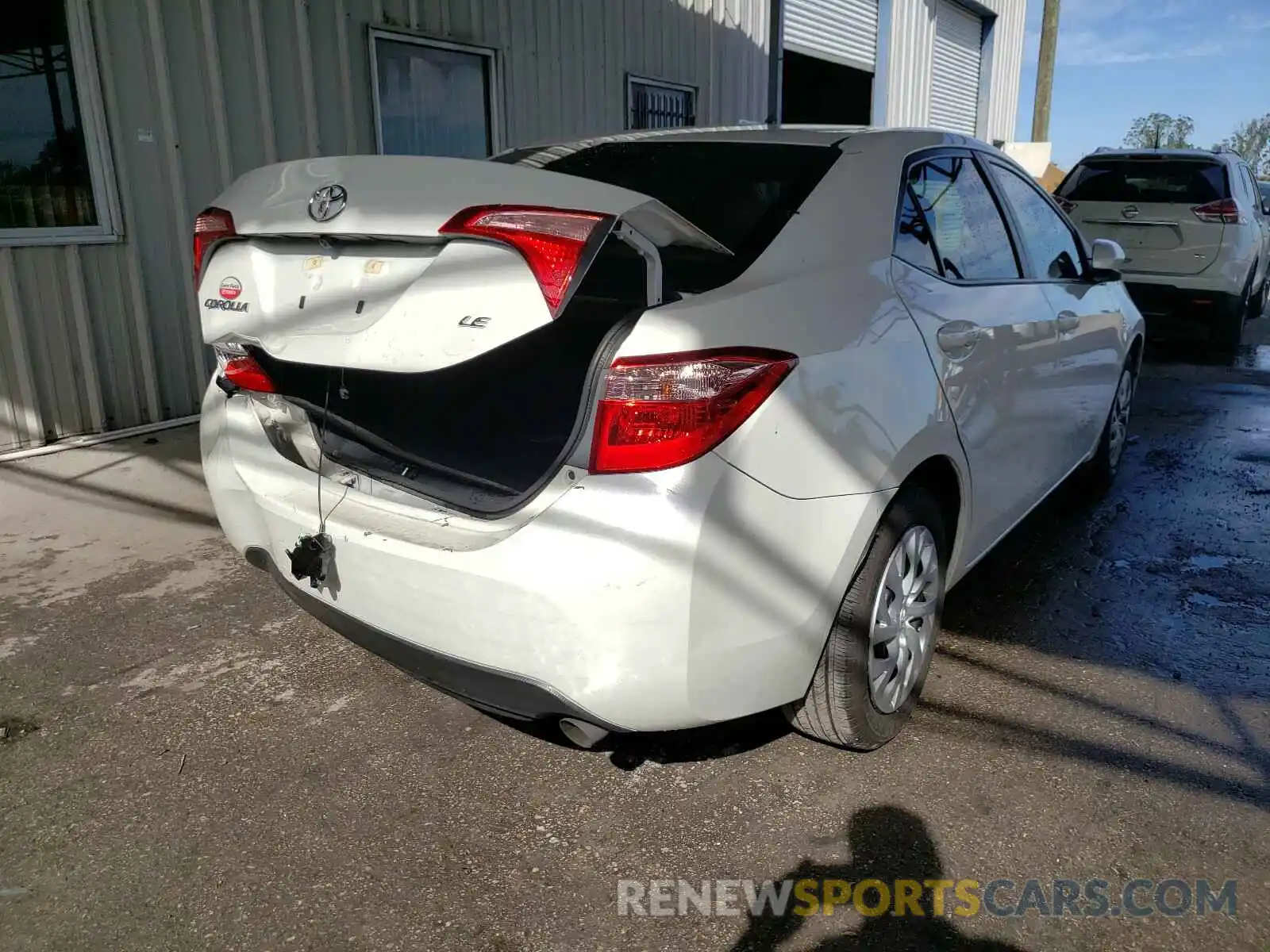 4 Photograph of a damaged car 5YFBURHE3KP949164 TOYOTA COROLLA 2019