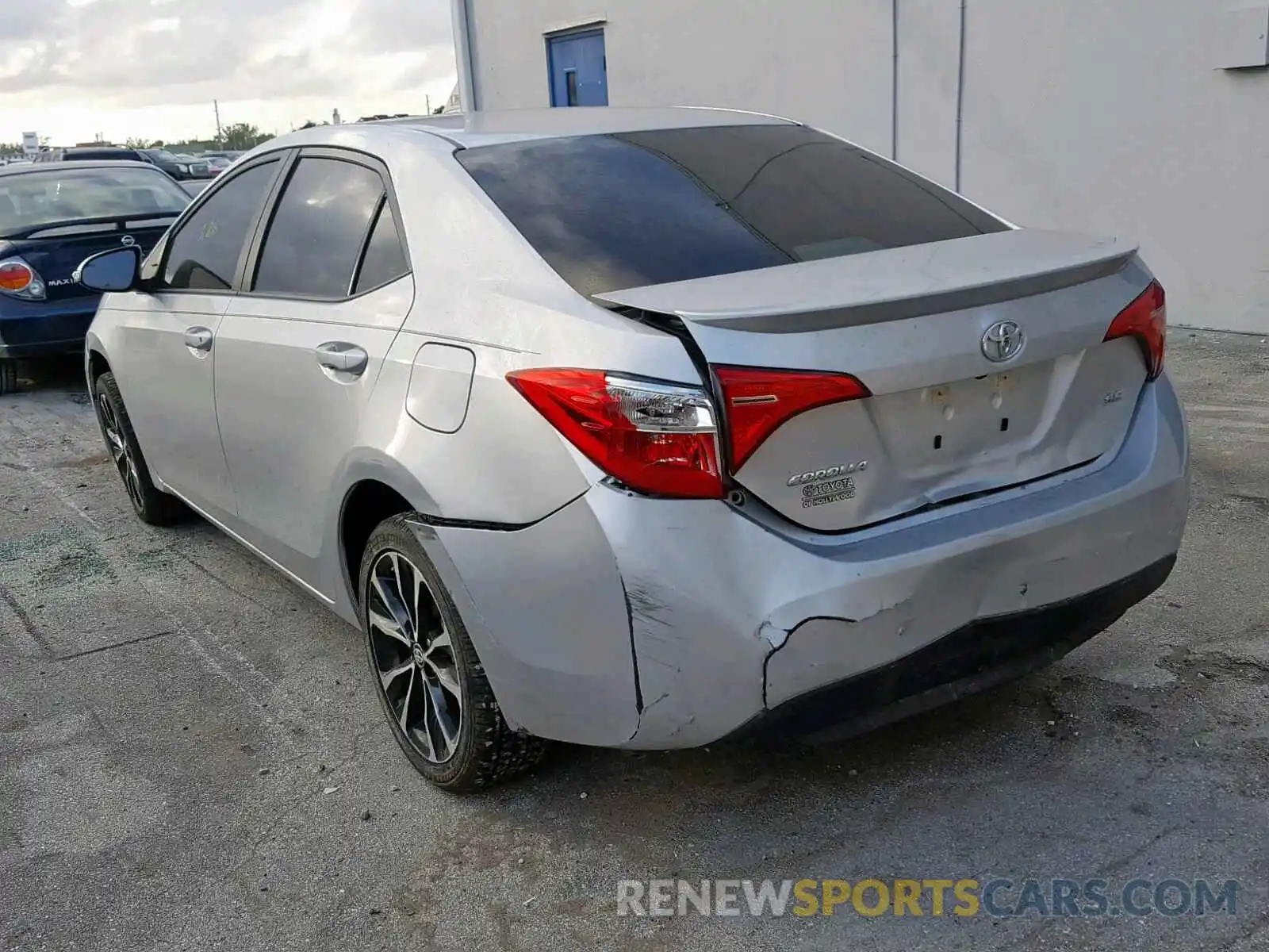 3 Photograph of a damaged car 5YFBURHE4KP856184 TOYOTA COROLLA 2019