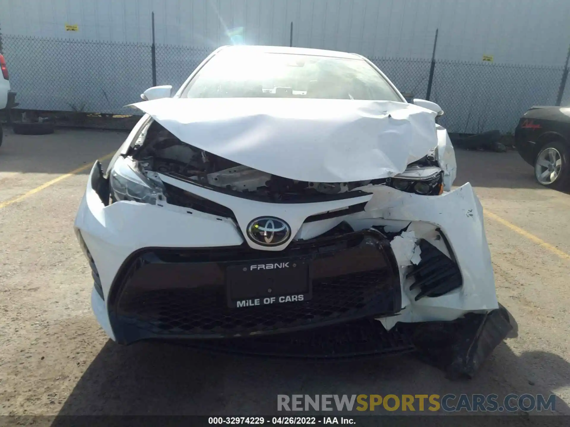 6 Photograph of a damaged car 5YFBURHE4KP857836 TOYOTA COROLLA 2019