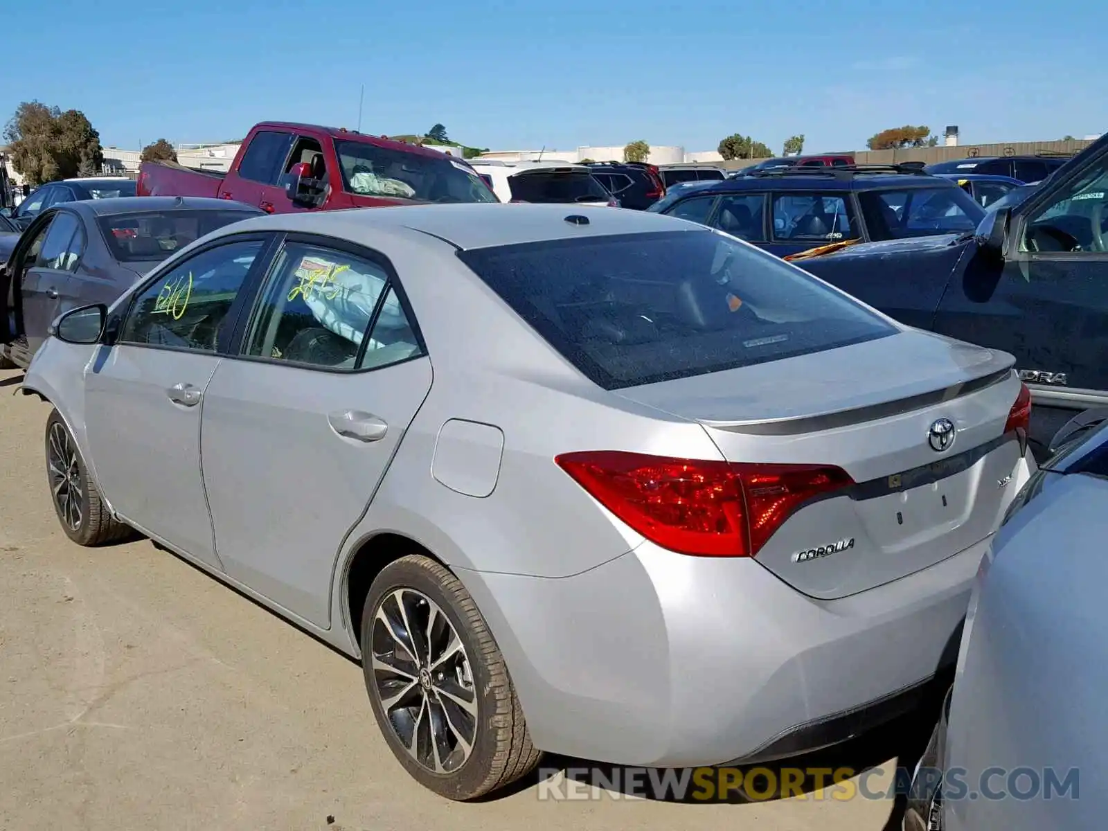 3 Фотография поврежденного автомобиля 5YFBURHE4KP857979 TOYOTA COROLLA 2019