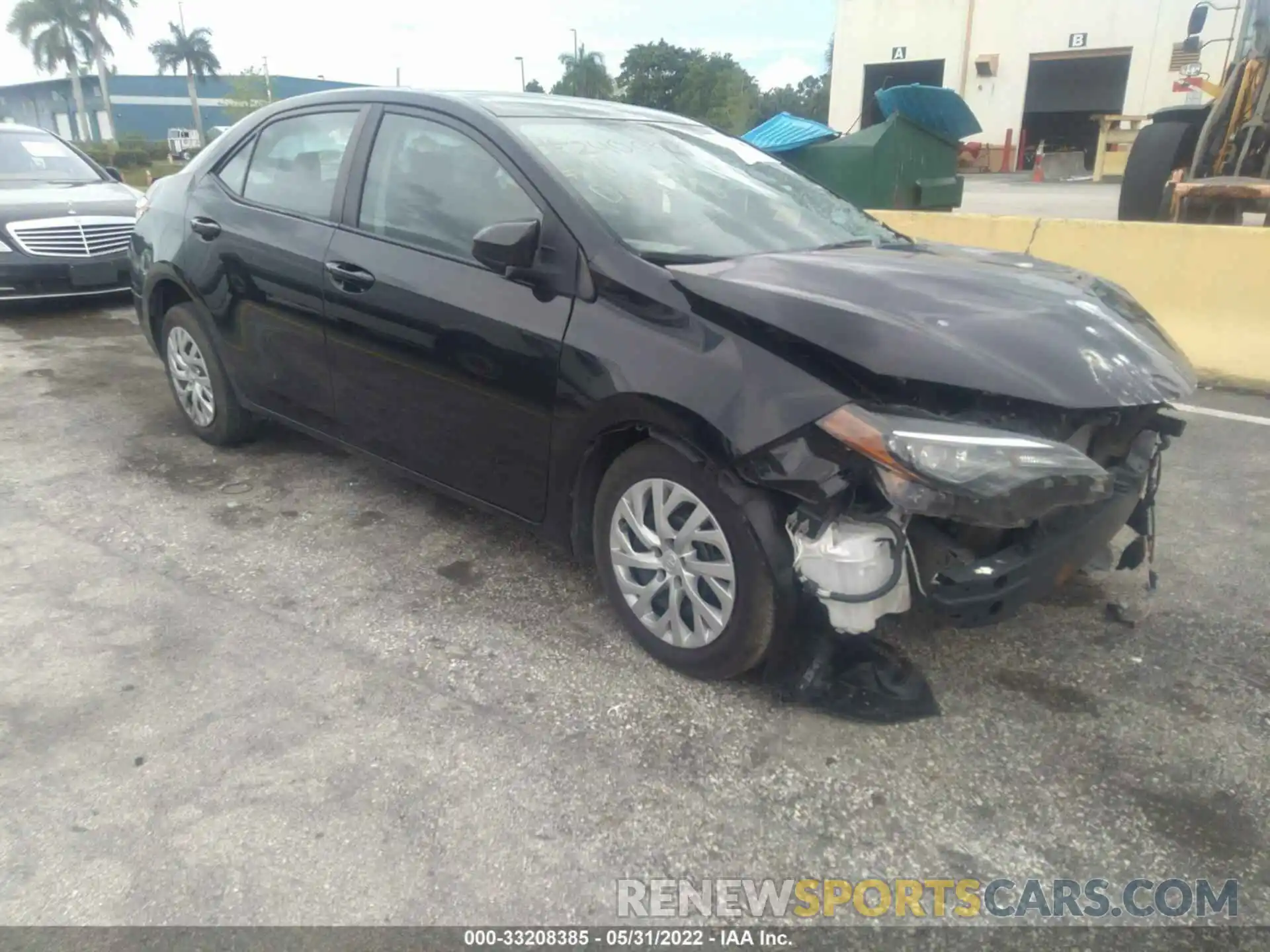 1 Photograph of a damaged car 5YFBURHE4KP858369 TOYOTA COROLLA 2019