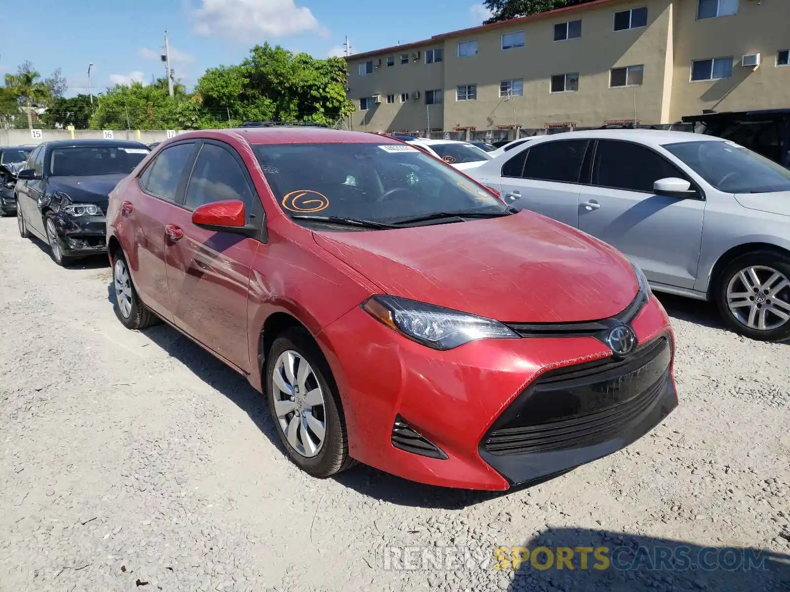 1 Photograph of a damaged car 5YFBURHE4KP859103 TOYOTA COROLLA 2019