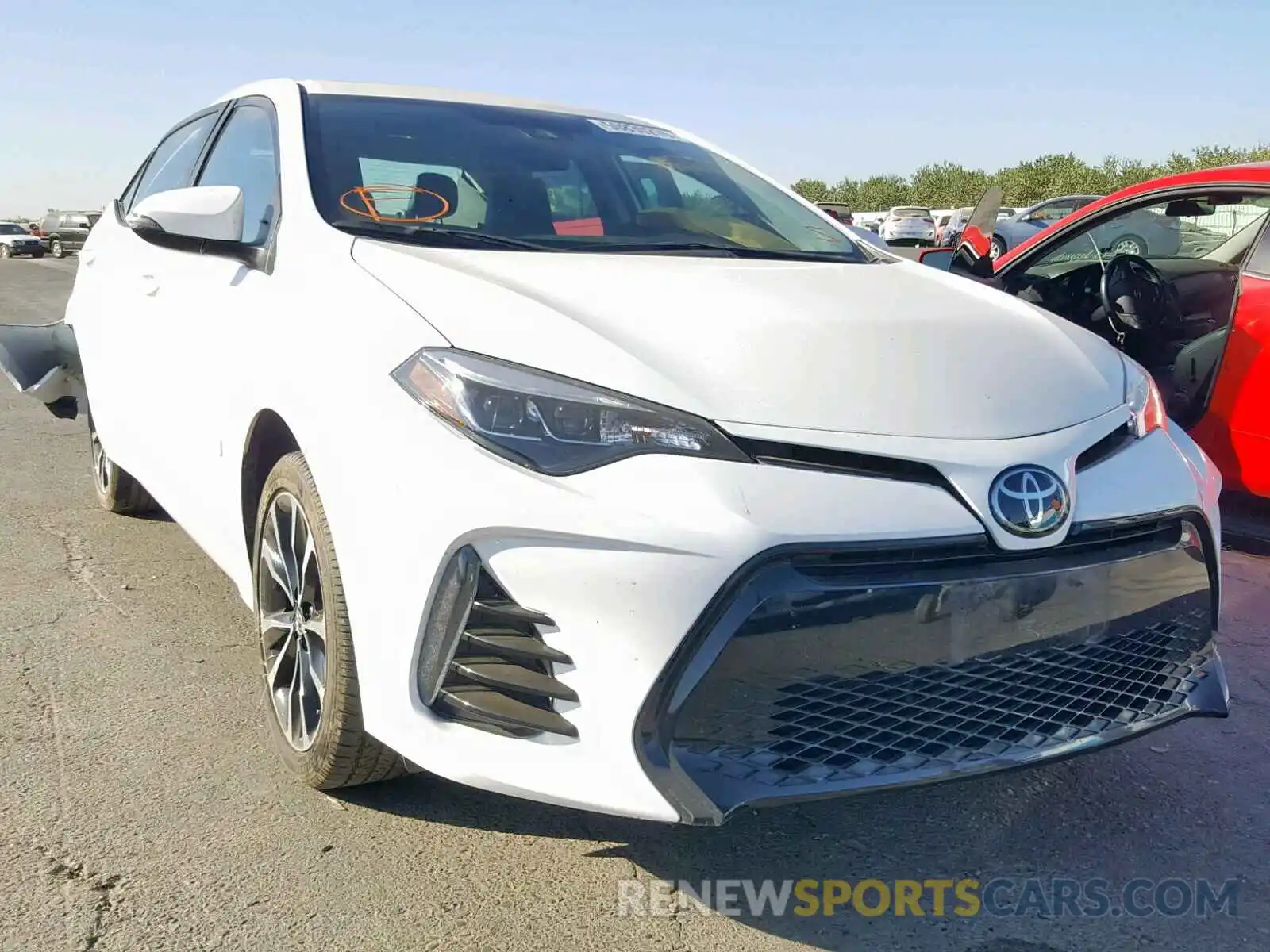 1 Photograph of a damaged car 5YFBURHE4KP861031 TOYOTA COROLLA 2019