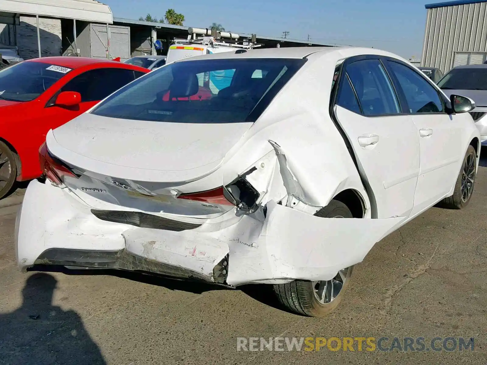 4 Photograph of a damaged car 5YFBURHE4KP861031 TOYOTA COROLLA 2019