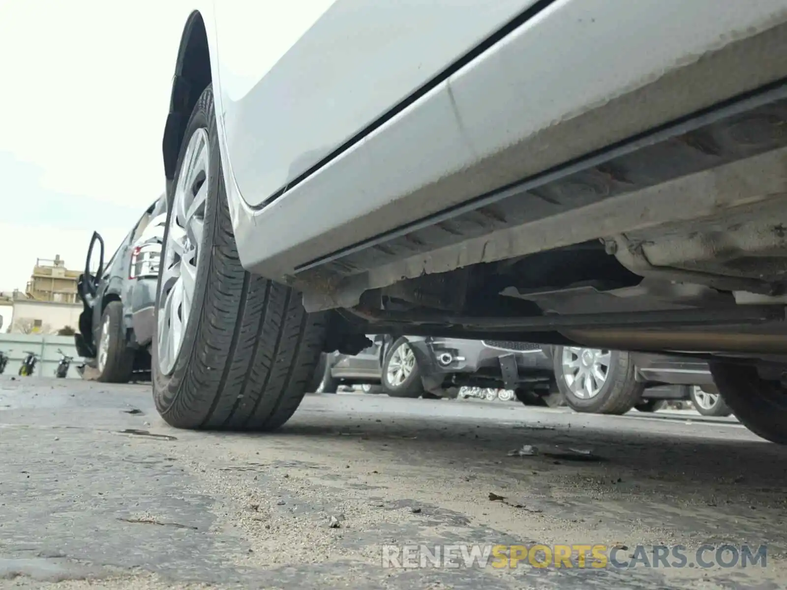 9 Photograph of a damaged car 5YFBURHE4KP861546 TOYOTA COROLLA 2019