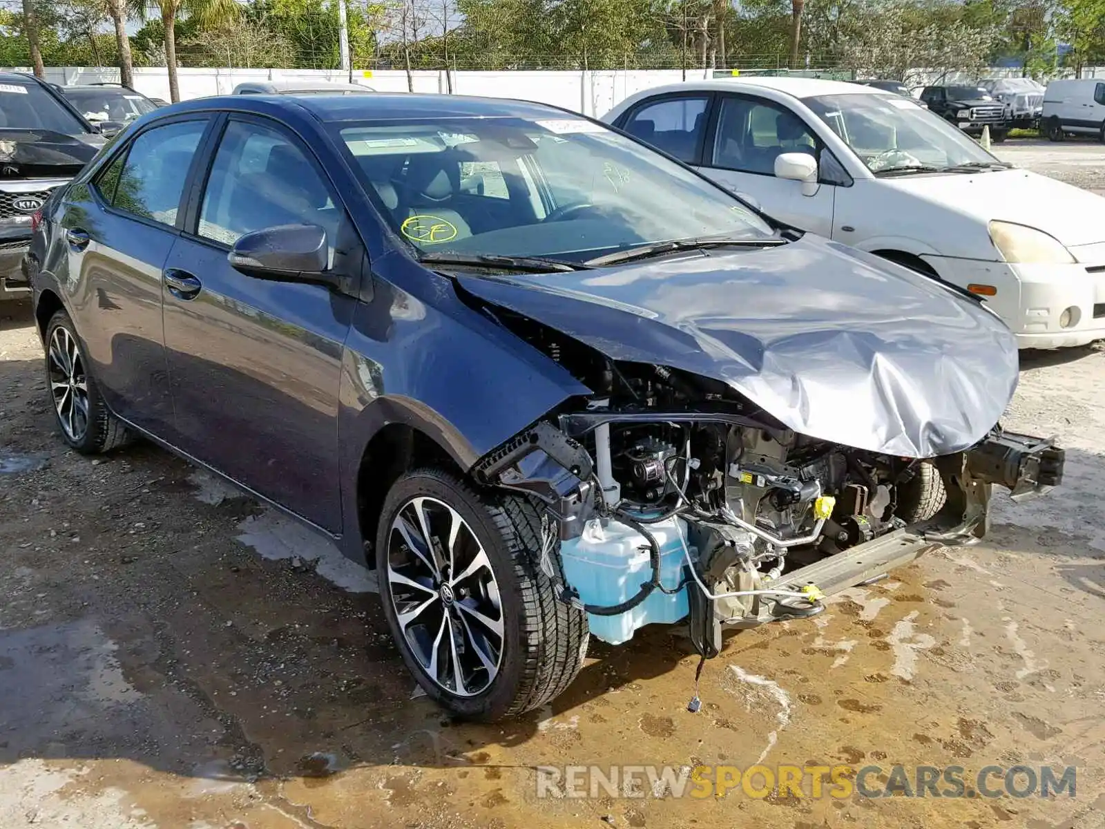 1 Photograph of a damaged car 5YFBURHE4KP862261 TOYOTA COROLLA 2019