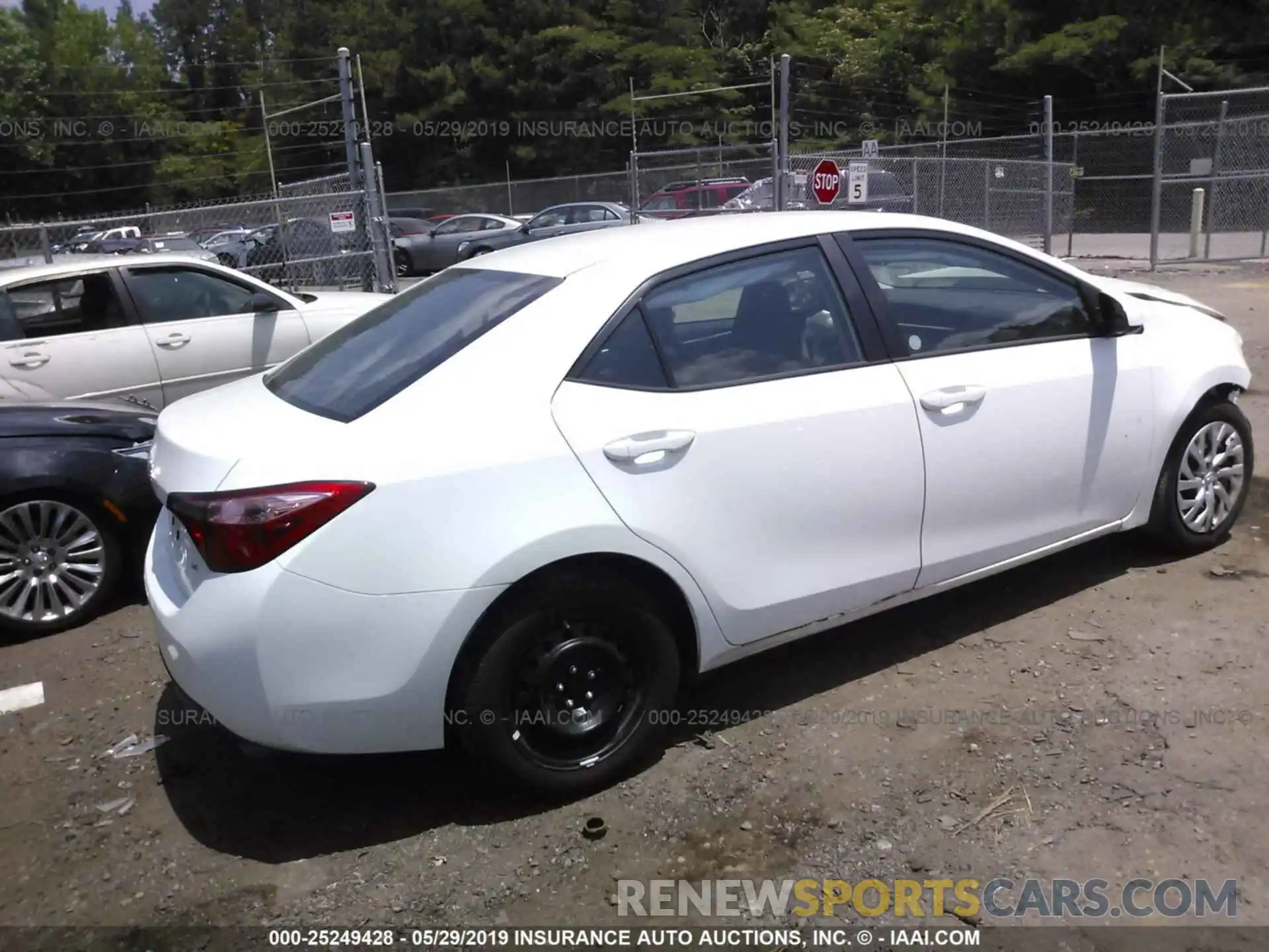 4 Photograph of a damaged car 5YFBURHE4KP862793 TOYOTA COROLLA 2019