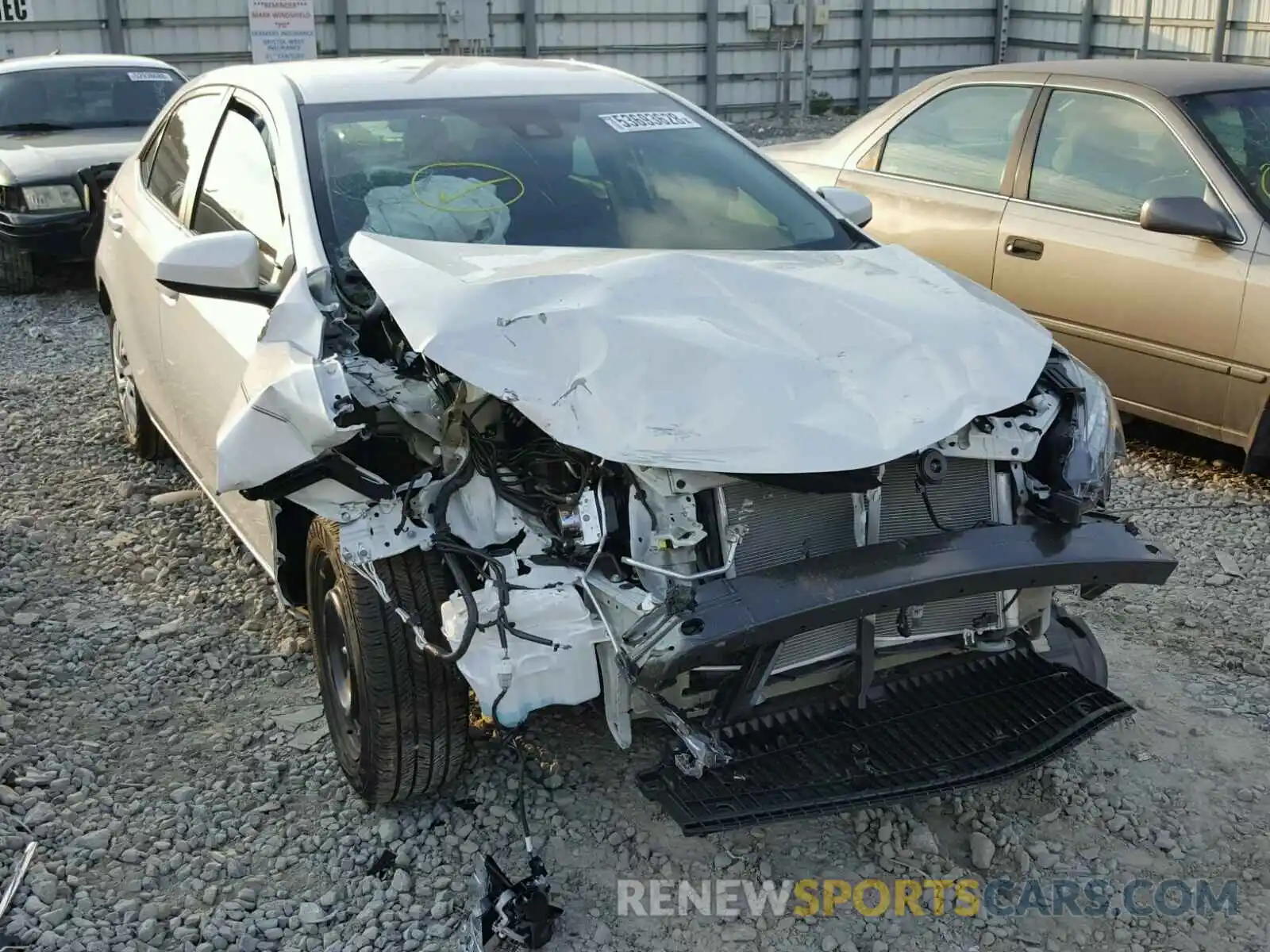 1 Photograph of a damaged car 5YFBURHE4KP863345 TOYOTA COROLLA 2019