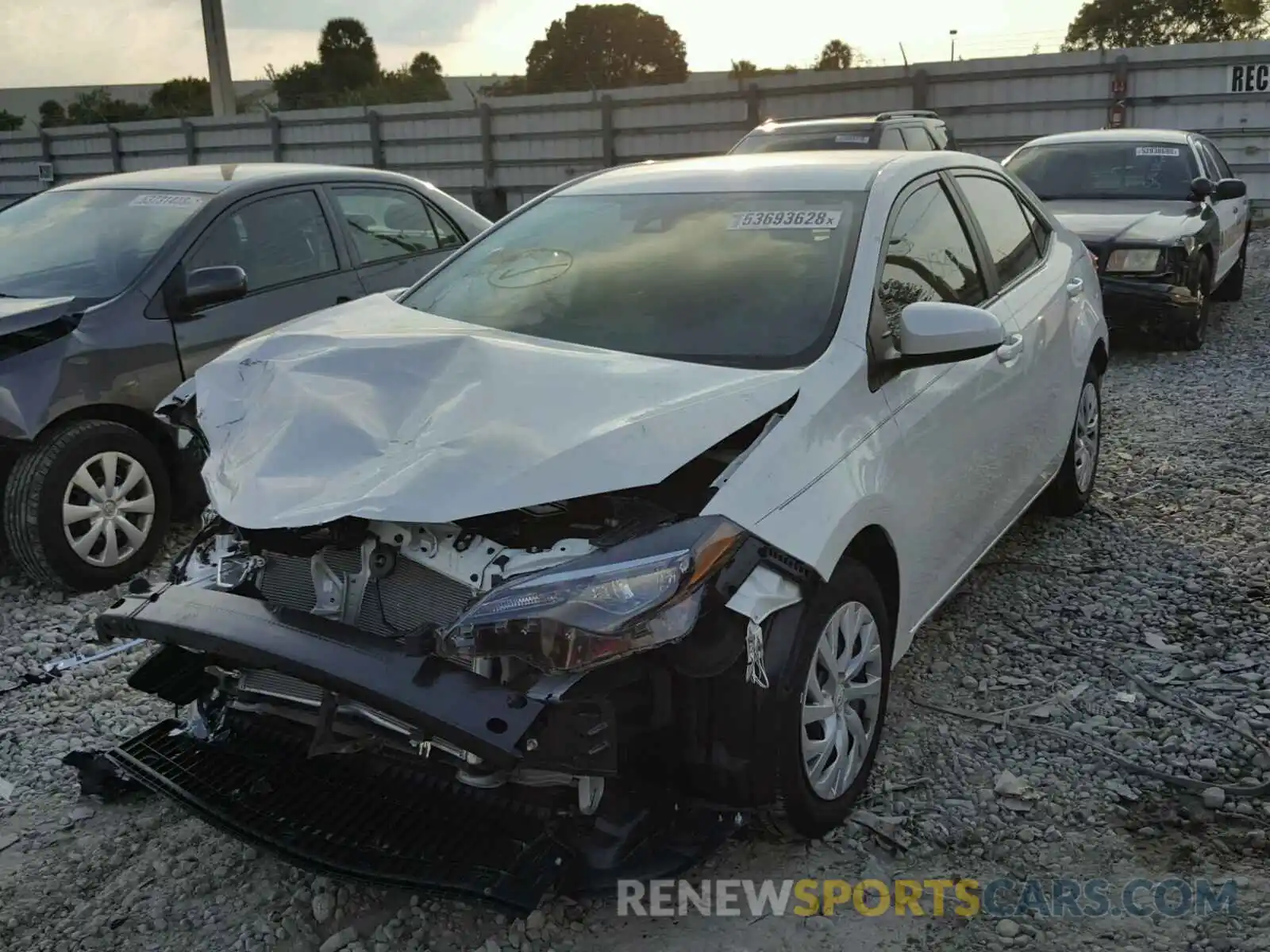 2 Photograph of a damaged car 5YFBURHE4KP863345 TOYOTA COROLLA 2019