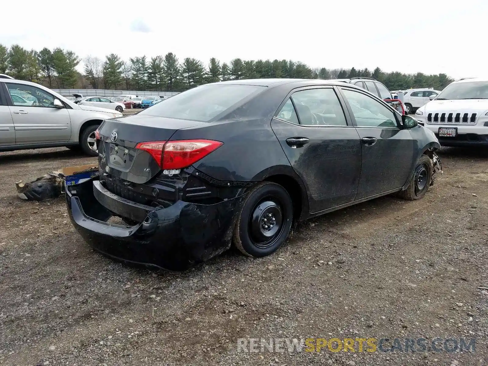 4 Photograph of a damaged car 5YFBURHE4KP864771 TOYOTA COROLLA 2019