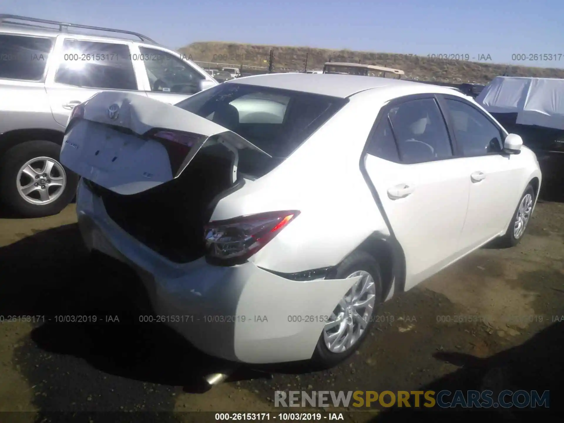 4 Photograph of a damaged car 5YFBURHE4KP865385 TOYOTA COROLLA 2019