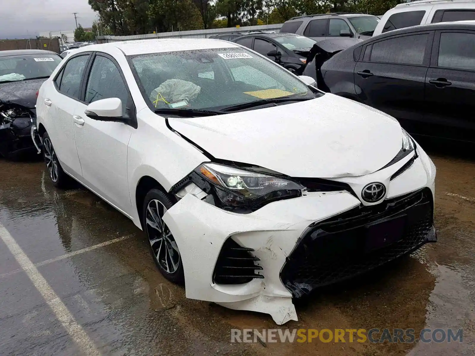 1 Photograph of a damaged car 5YFBURHE4KP865421 TOYOTA COROLLA 2019