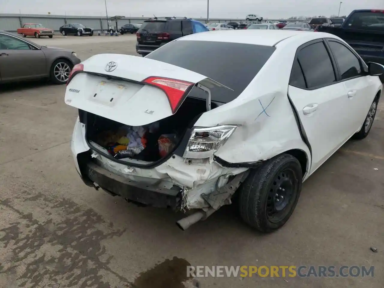 9 Photograph of a damaged car 5YFBURHE4KP865564 TOYOTA COROLLA 2019