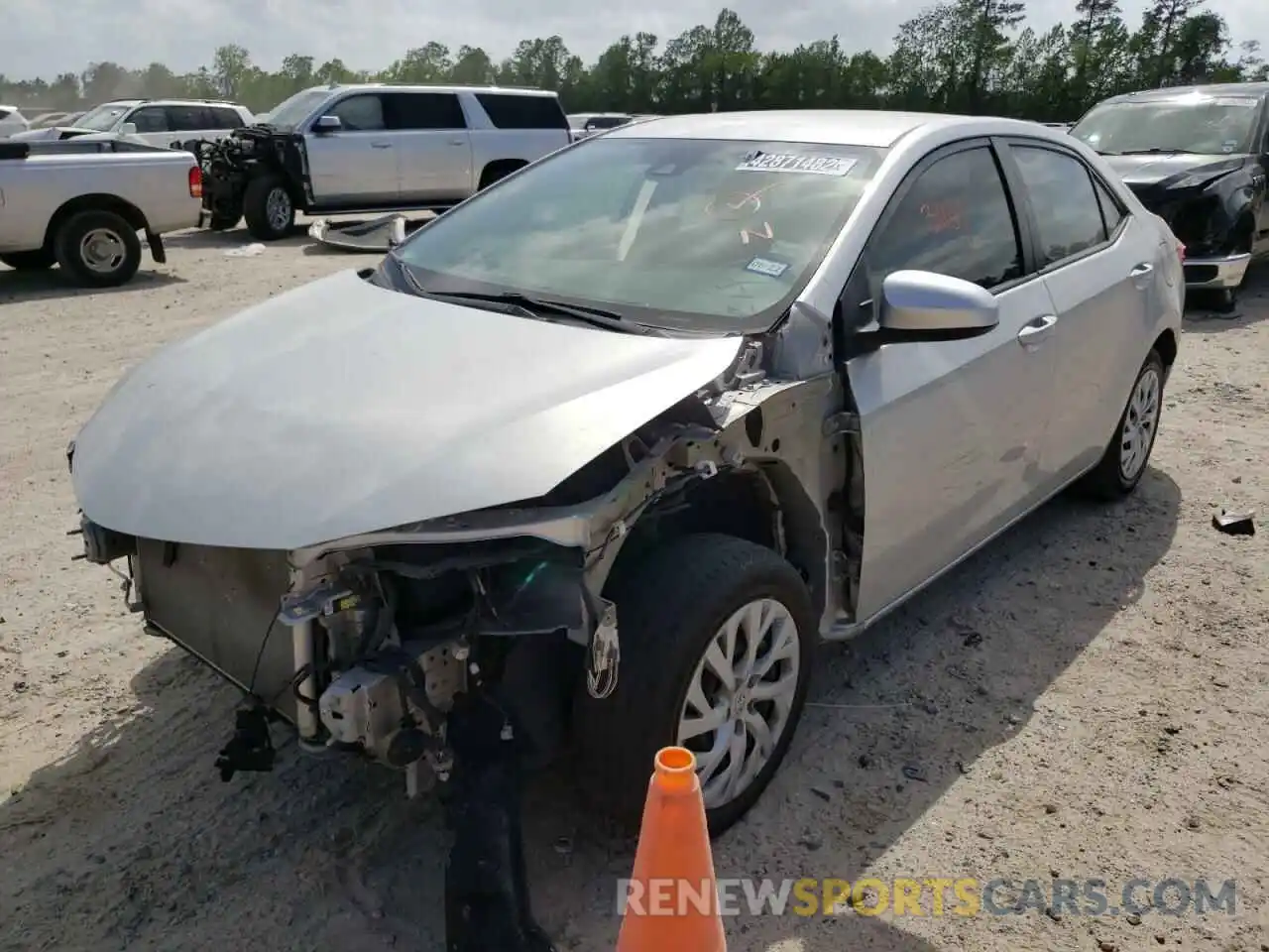 2 Photograph of a damaged car 5YFBURHE4KP867072 TOYOTA COROLLA 2019