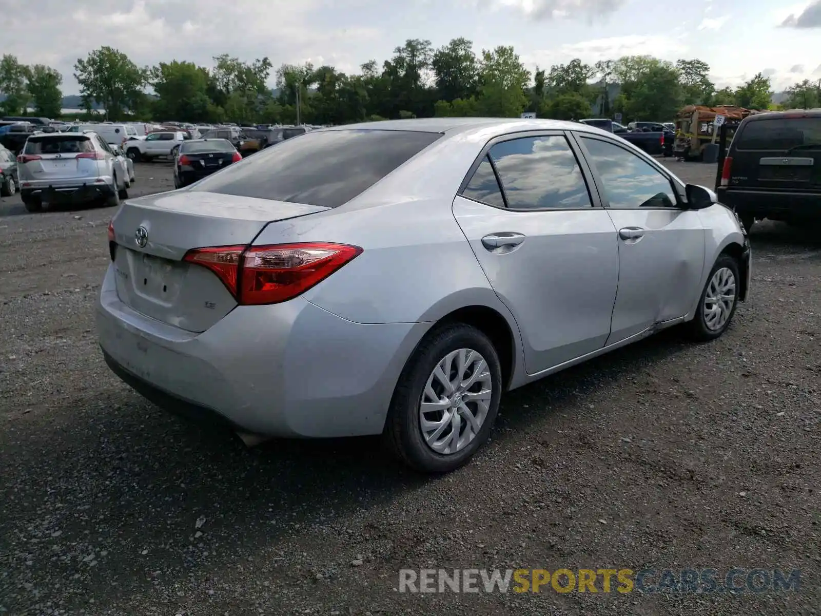 4 Photograph of a damaged car 5YFBURHE4KP868481 TOYOTA COROLLA 2019