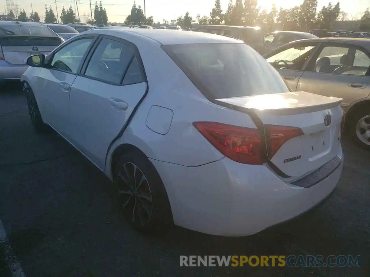 3 Photograph of a damaged car 5YFBURHE4KP868920 TOYOTA COROLLA 2019