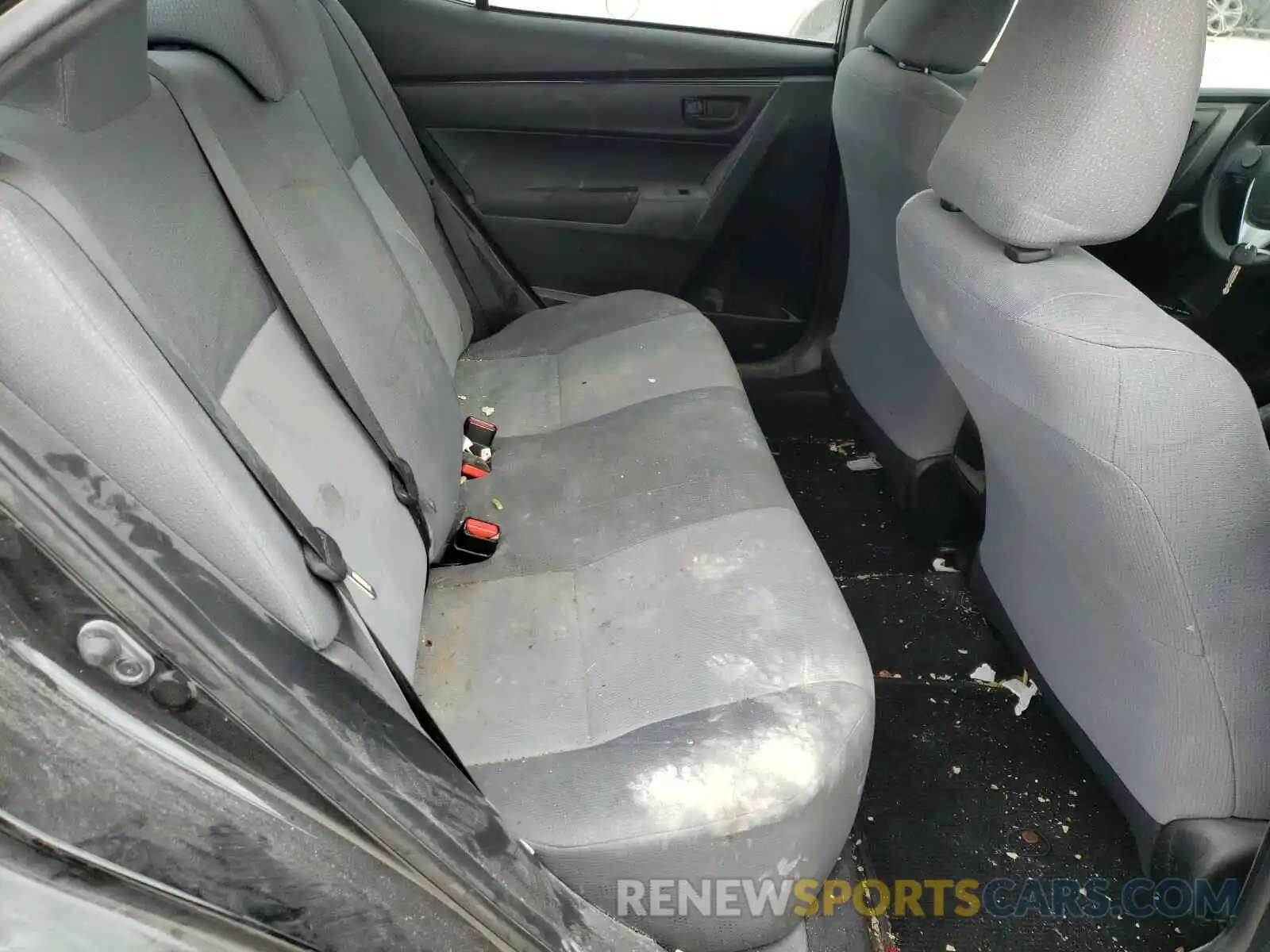 6 Photograph of a damaged car 5YFBURHE4KP871459 TOYOTA COROLLA 2019