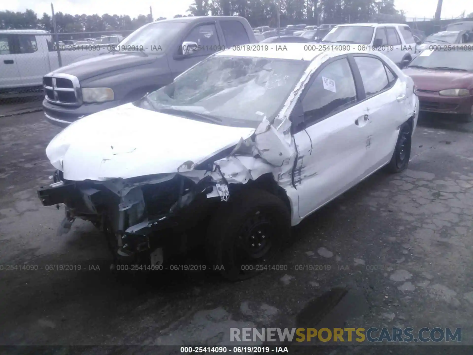 2 Photograph of a damaged car 5YFBURHE4KP872269 TOYOTA COROLLA 2019