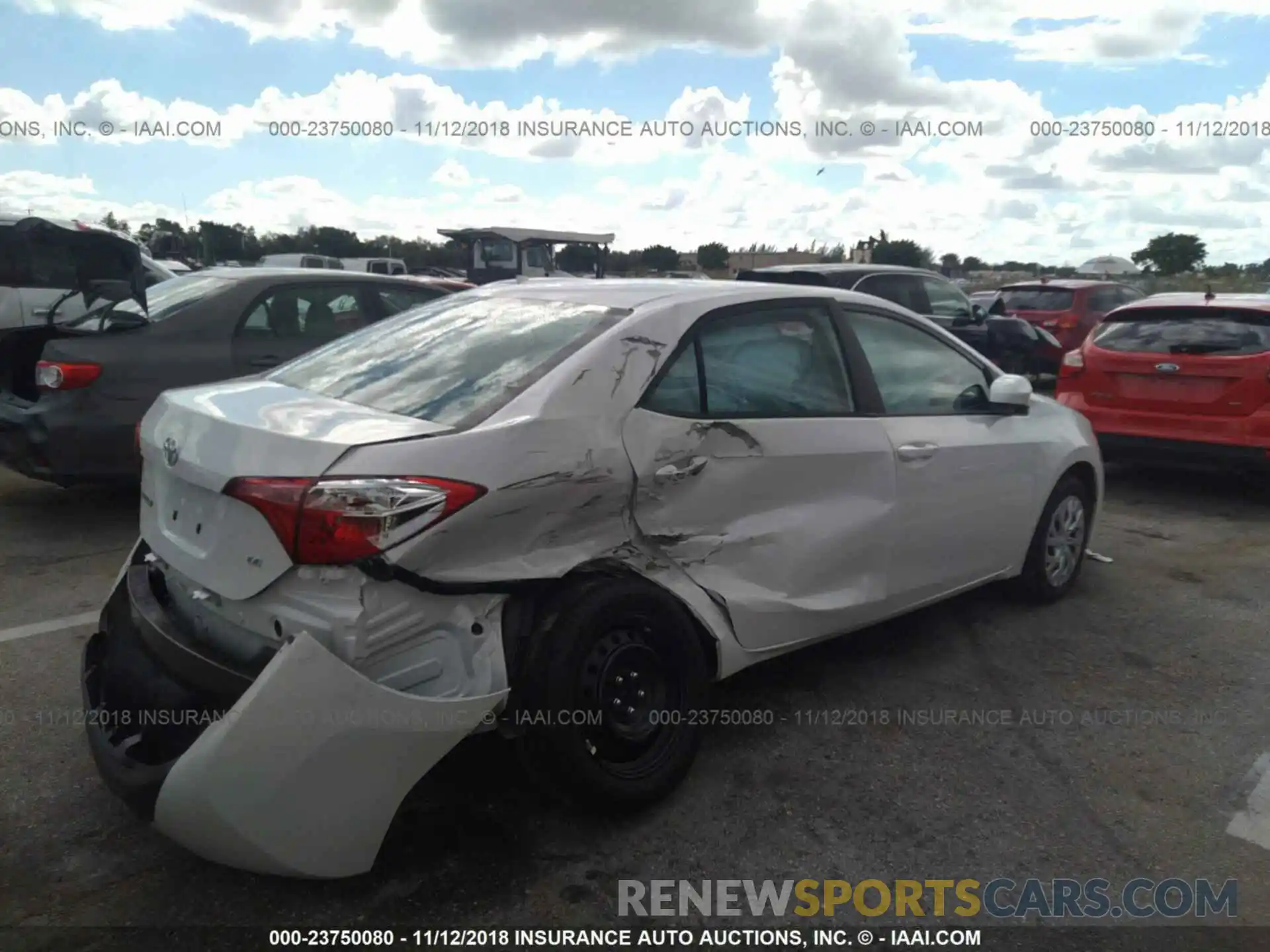 6 Photograph of a damaged car 5YFBURHE4KP872644 TOYOTA COROLLA 2019