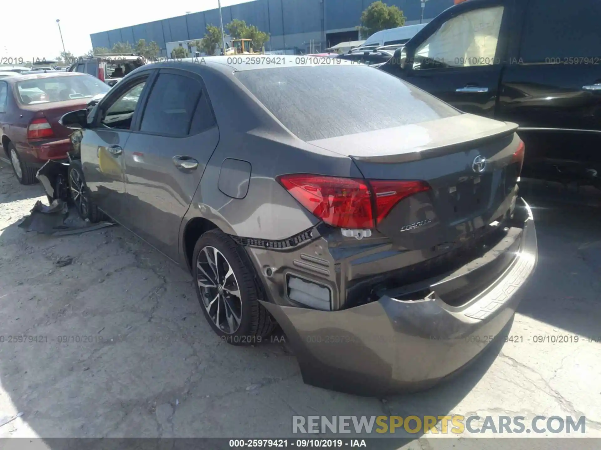 3 Photograph of a damaged car 5YFBURHE4KP872661 TOYOTA COROLLA 2019